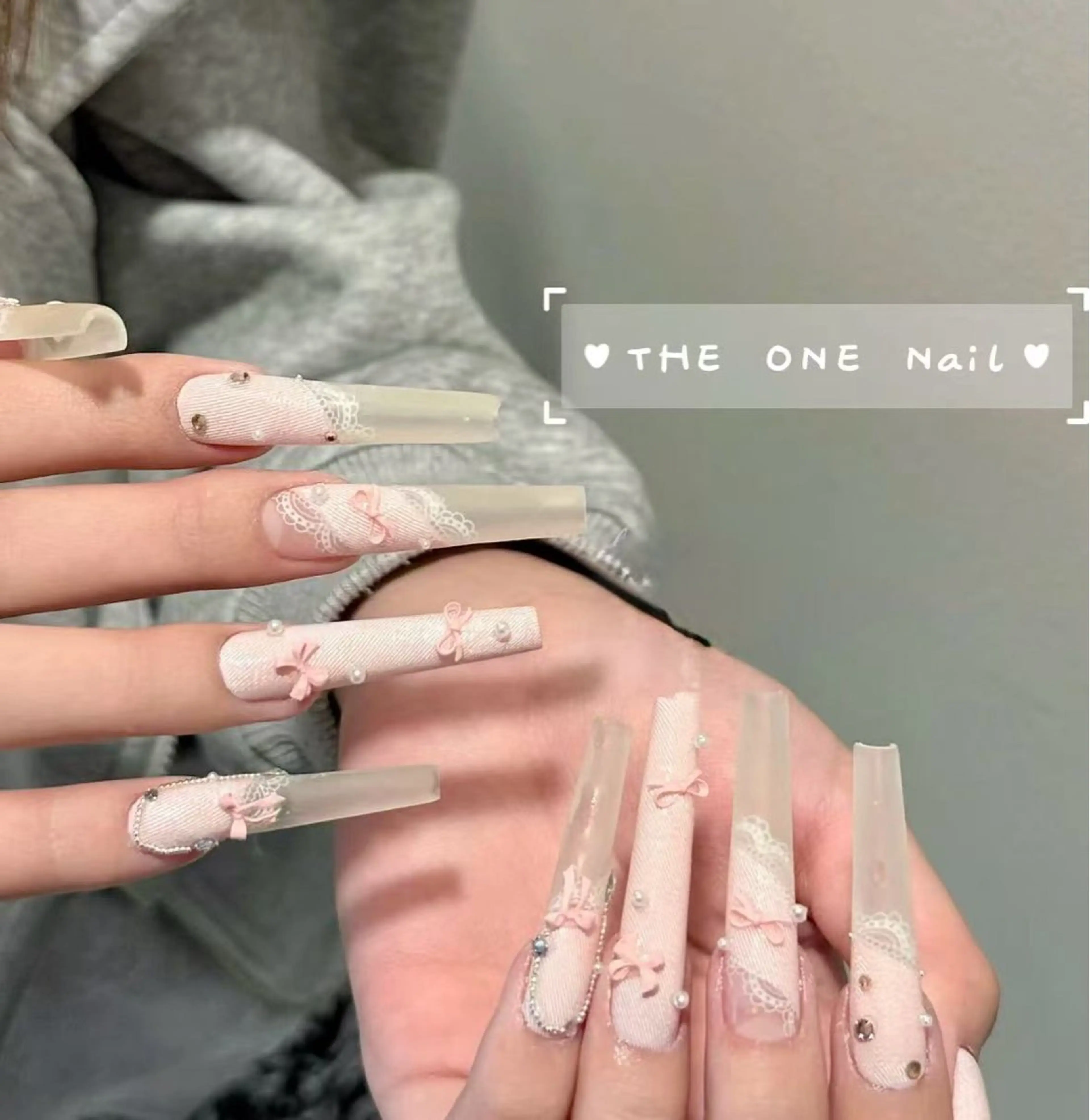 ネイル The oneアオイ アオイのネイルデザイン