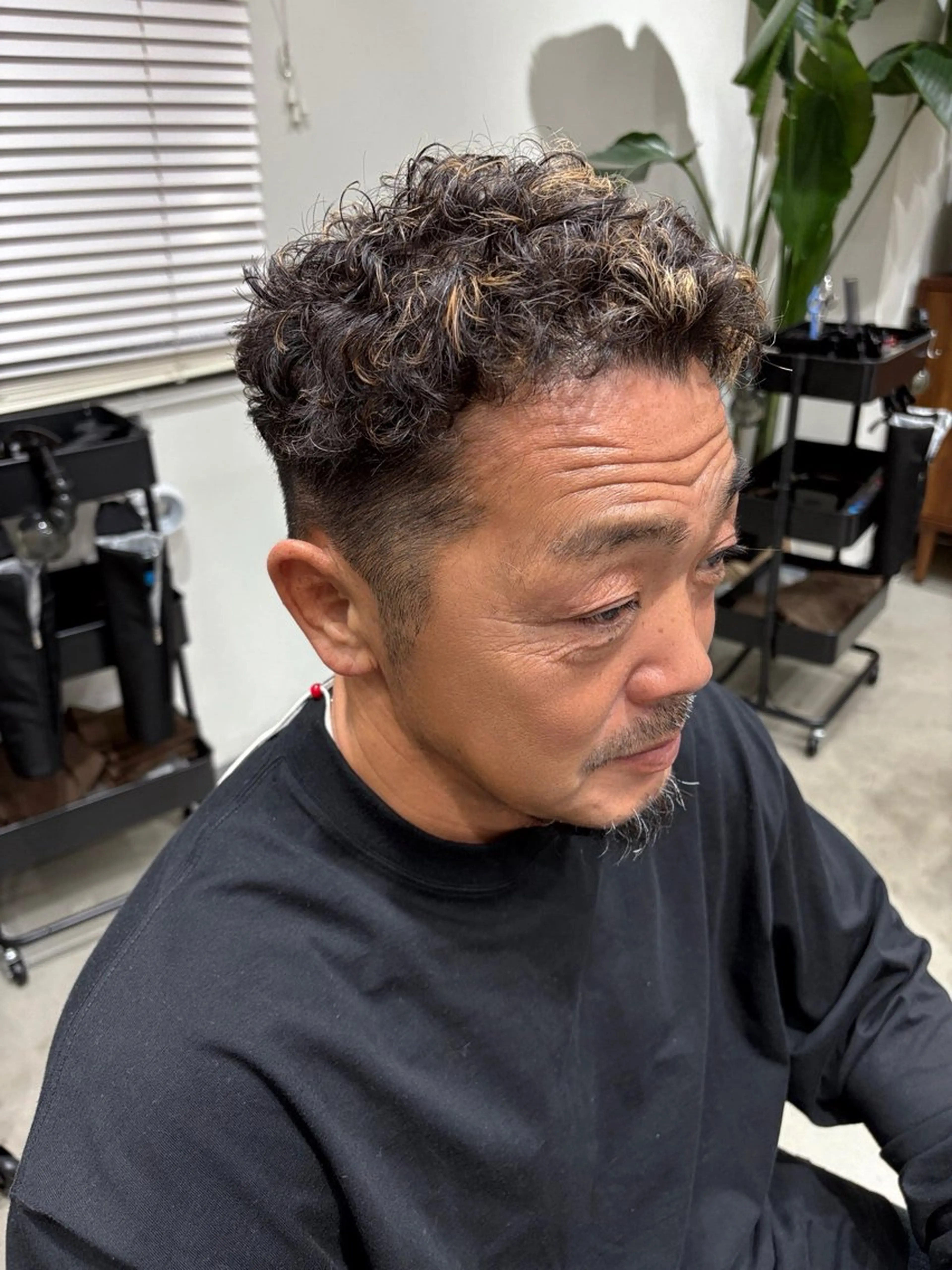 ショート パーマ メンズ メンズショート ショートヘア 垢抜けメンズカット/ 毛流れパーマ/ユウトのヘアスタイル