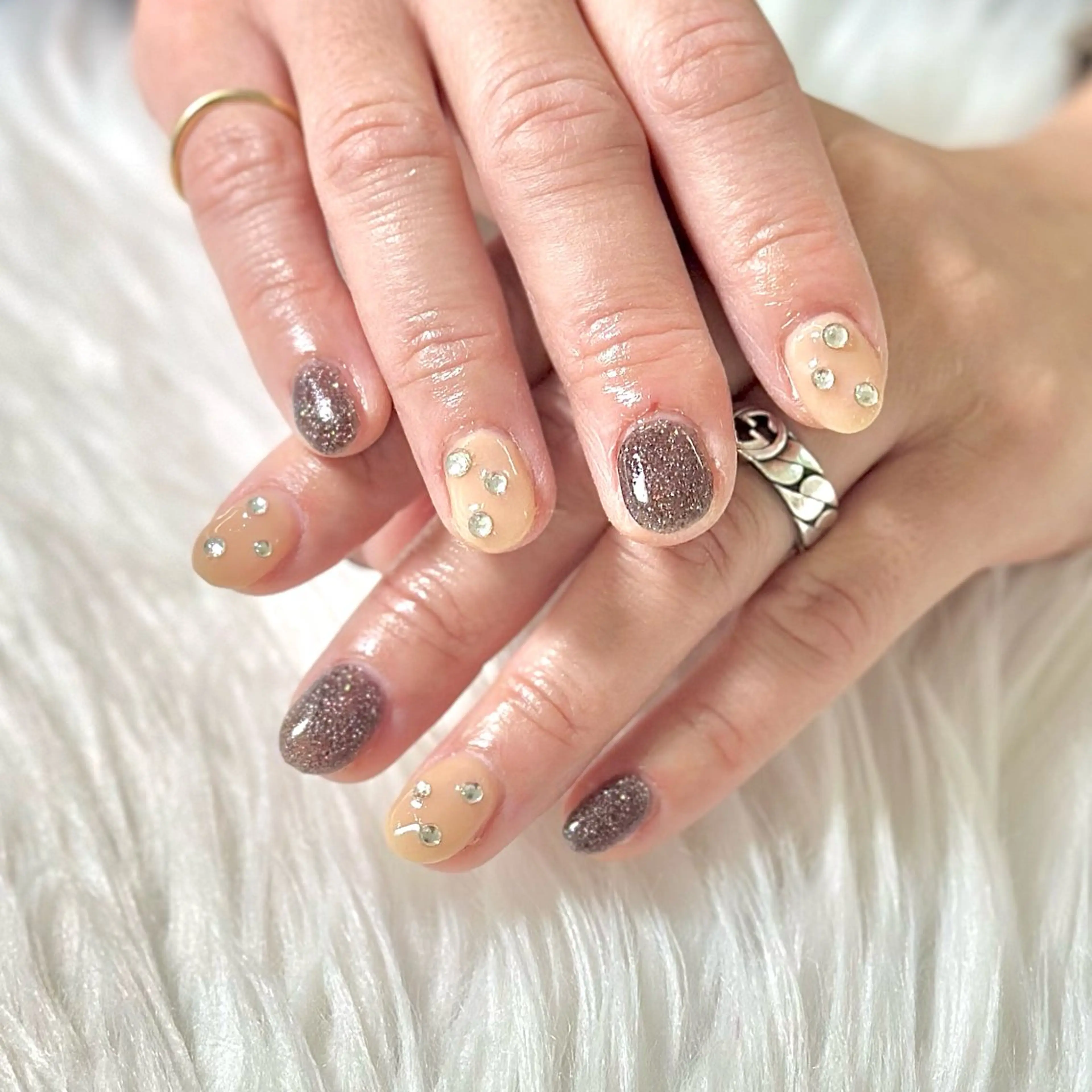 ネイル ブラウン クリアネイル ラメ(グリッター) ストーンネイル ハンドネイル Heartnail Hino Reinaのネイルデザイン