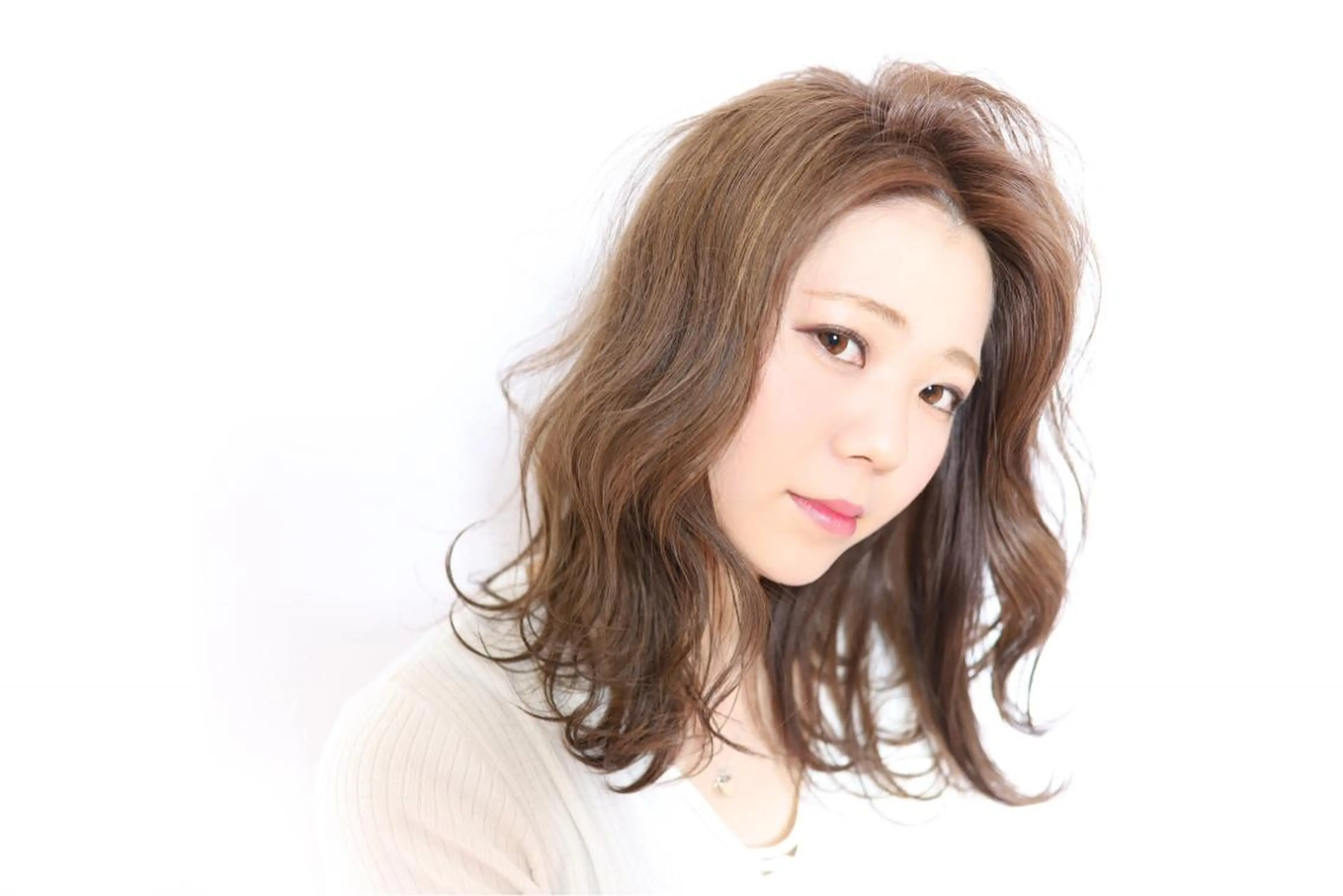 ミディアム 小島 脩のヘアスタイル