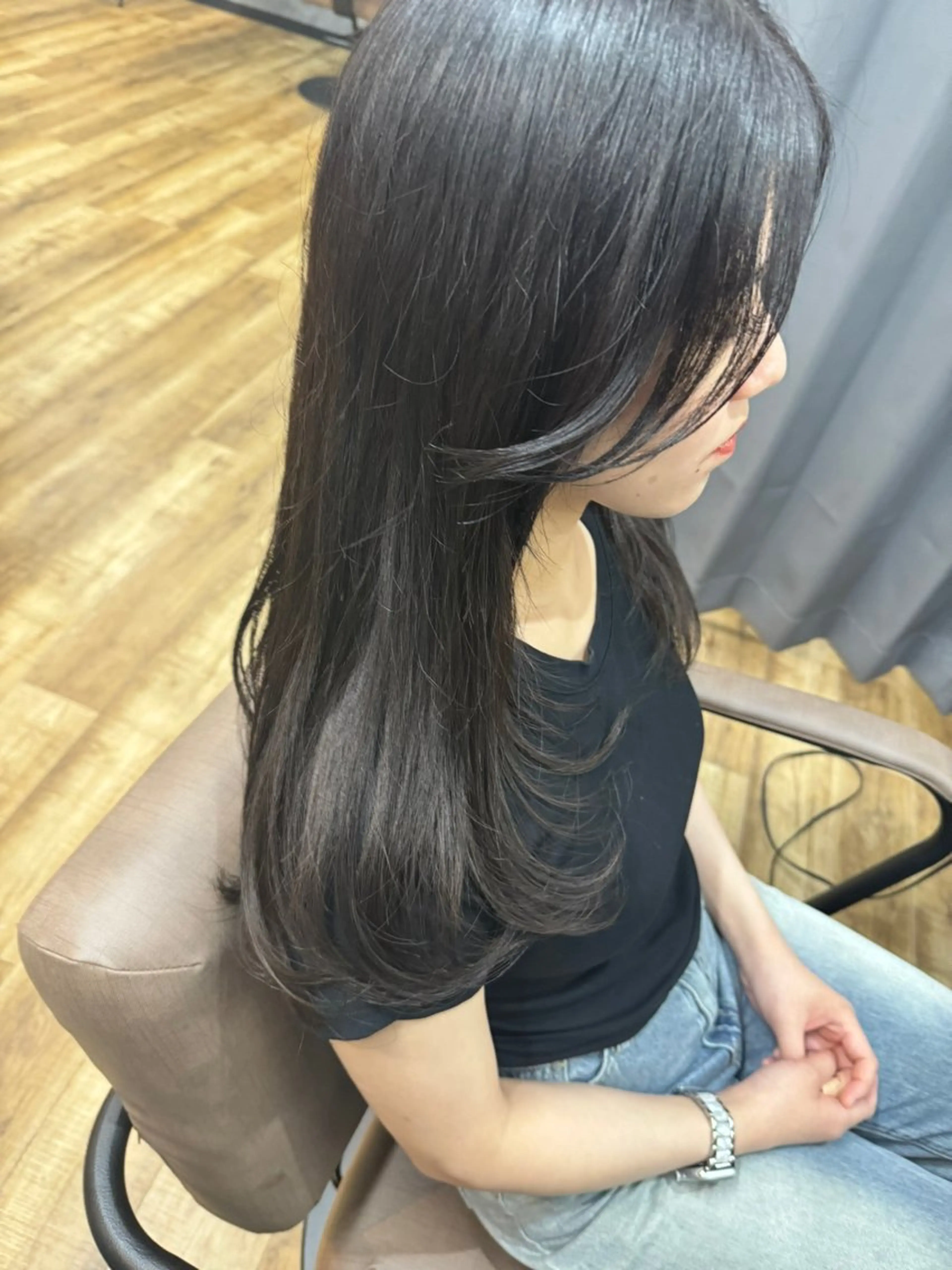 セミロング カラー アッシュ レイヤーカット メンズカット特化 今野のヘアスタイル