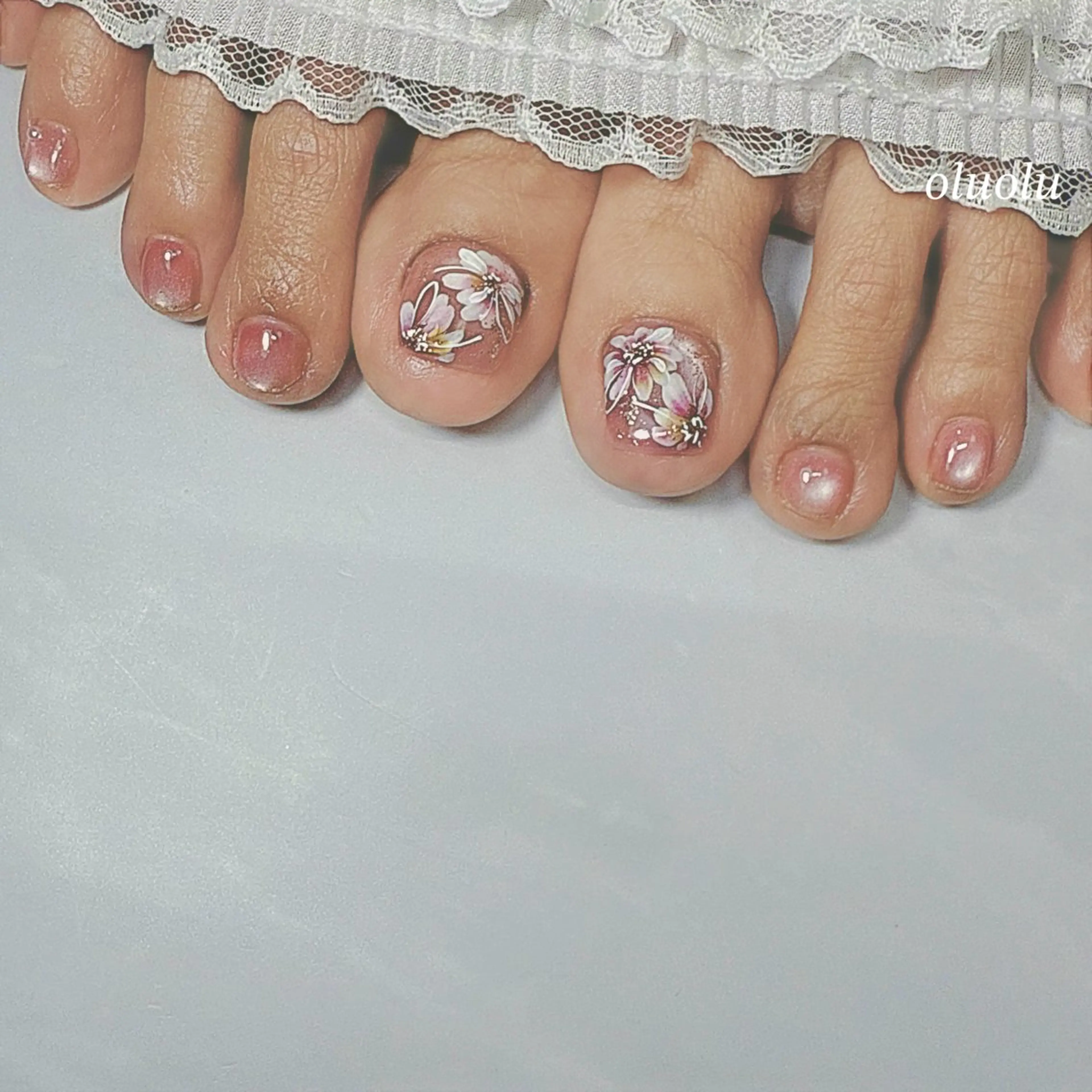 ネイル フラワーネイル フットネイル マグネットネイル ピンク 春ネイル 大村 紬華のネイルデザイン