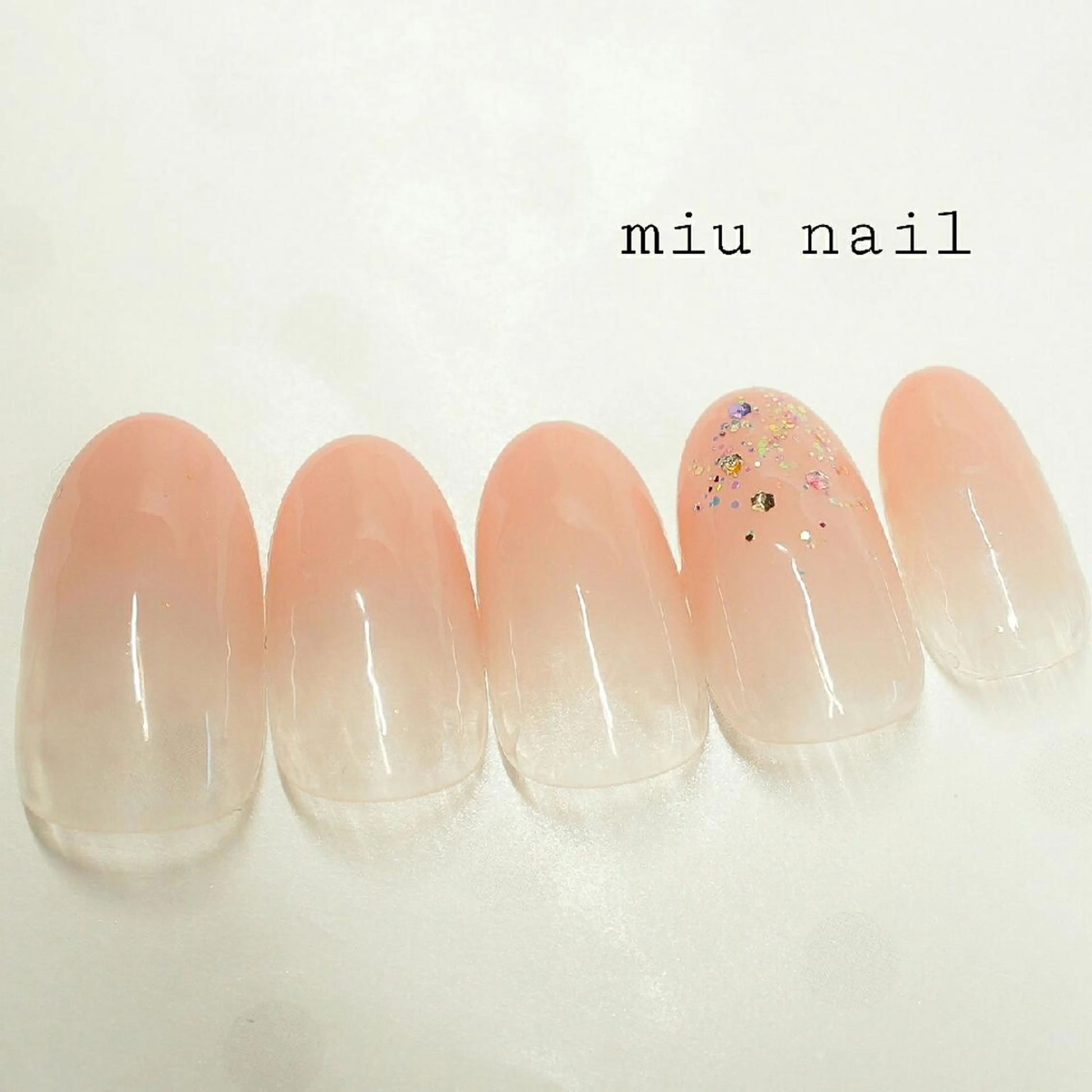 ネイル アートネイル ラメ(グリッター) ストーンネイル MIU  nailのネイルデザイン
