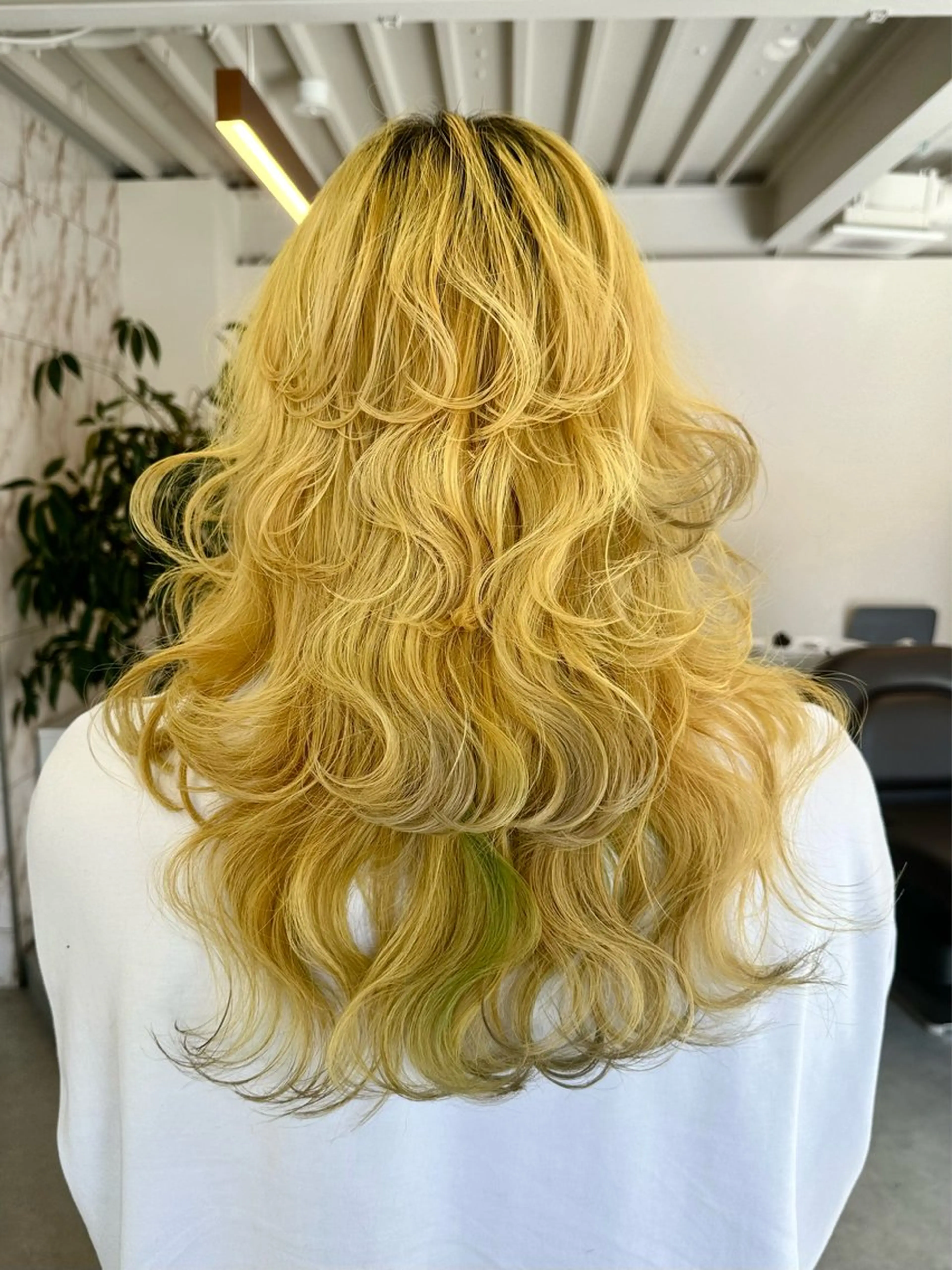 ロング カラー ハイトーン×似合わせ 🌱中川慎之介のヘアスタイル