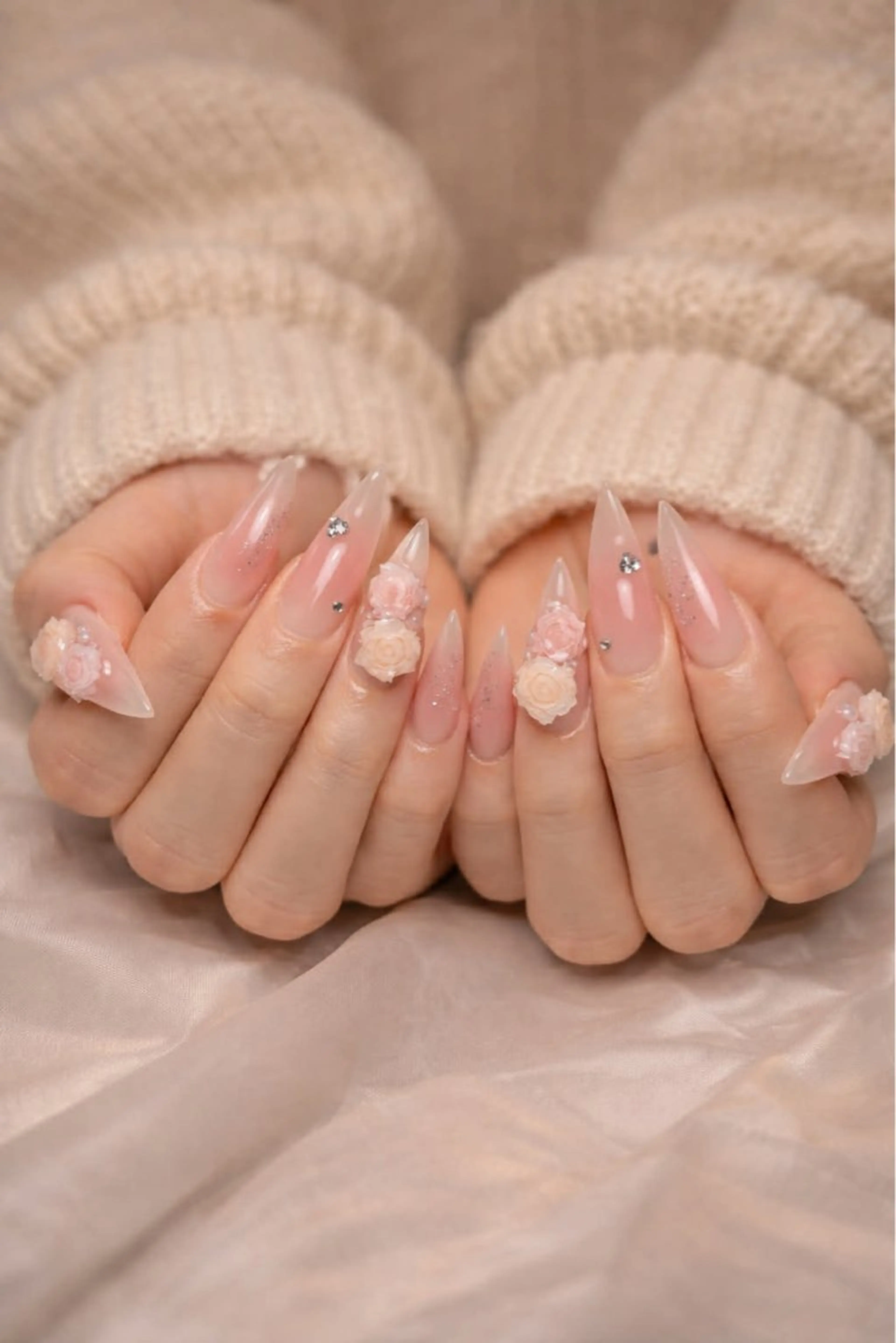 ネイル ハンドネイル 山田 あやかのネイルデザイン