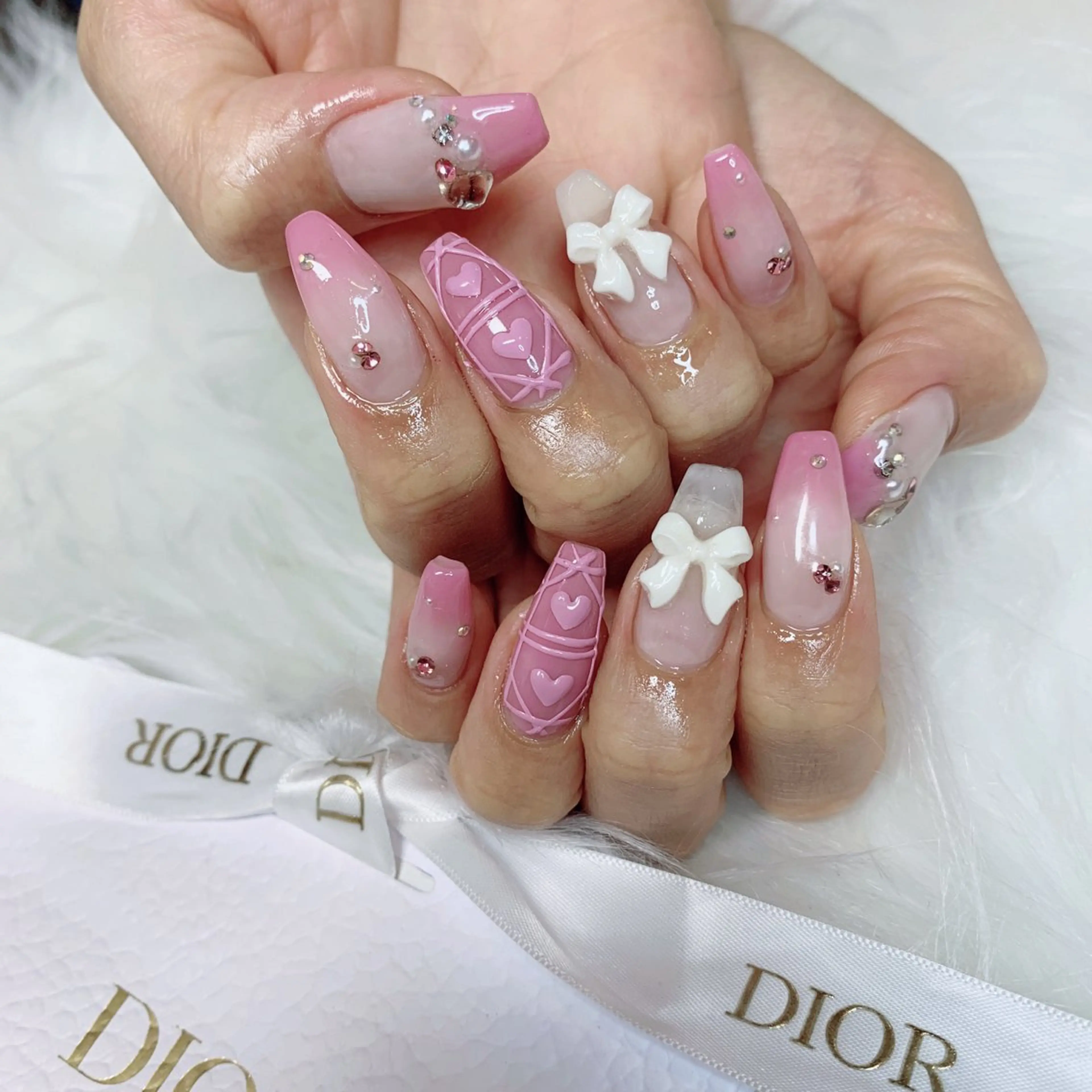 ネイル ハンドネイル La neige* yuki 🐩🌙のネイルデザイン