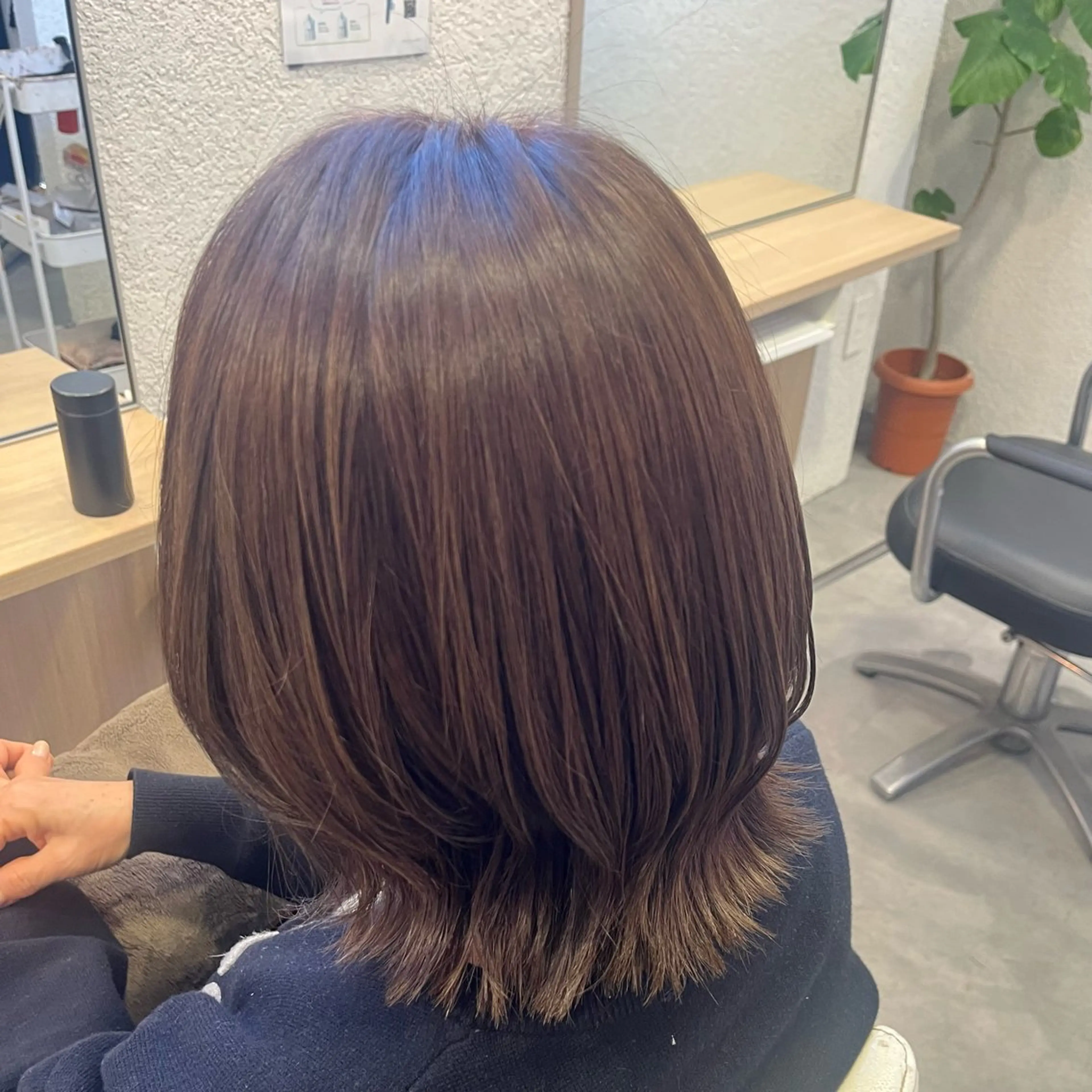 ミディアム カラー 本田 茜のヘアスタイル