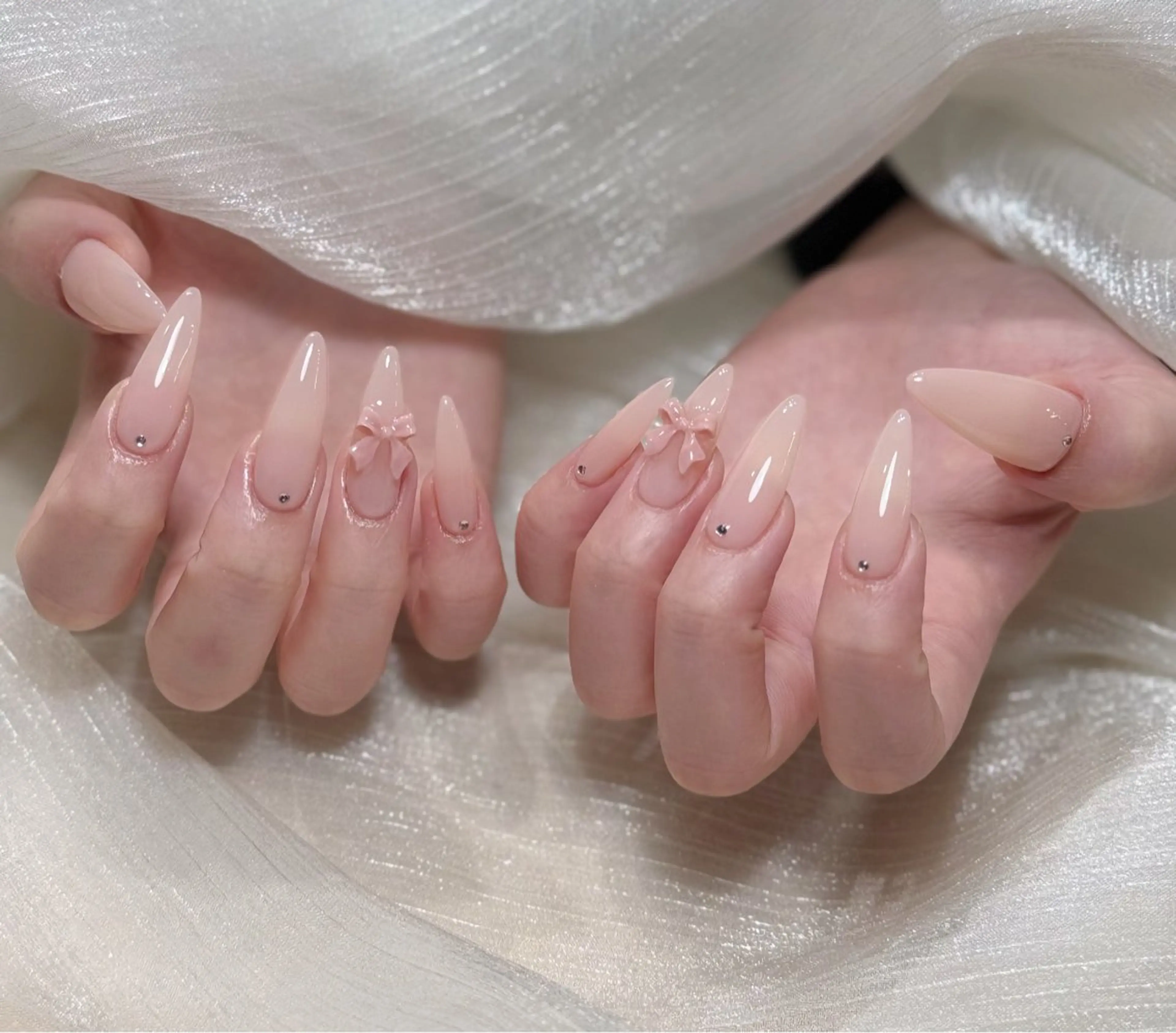 ネイル オーロラネイル チークネイル フットネイル フレンチネイル ジェルネイル ハンドネイル Havi Nailsのネイルデザイン