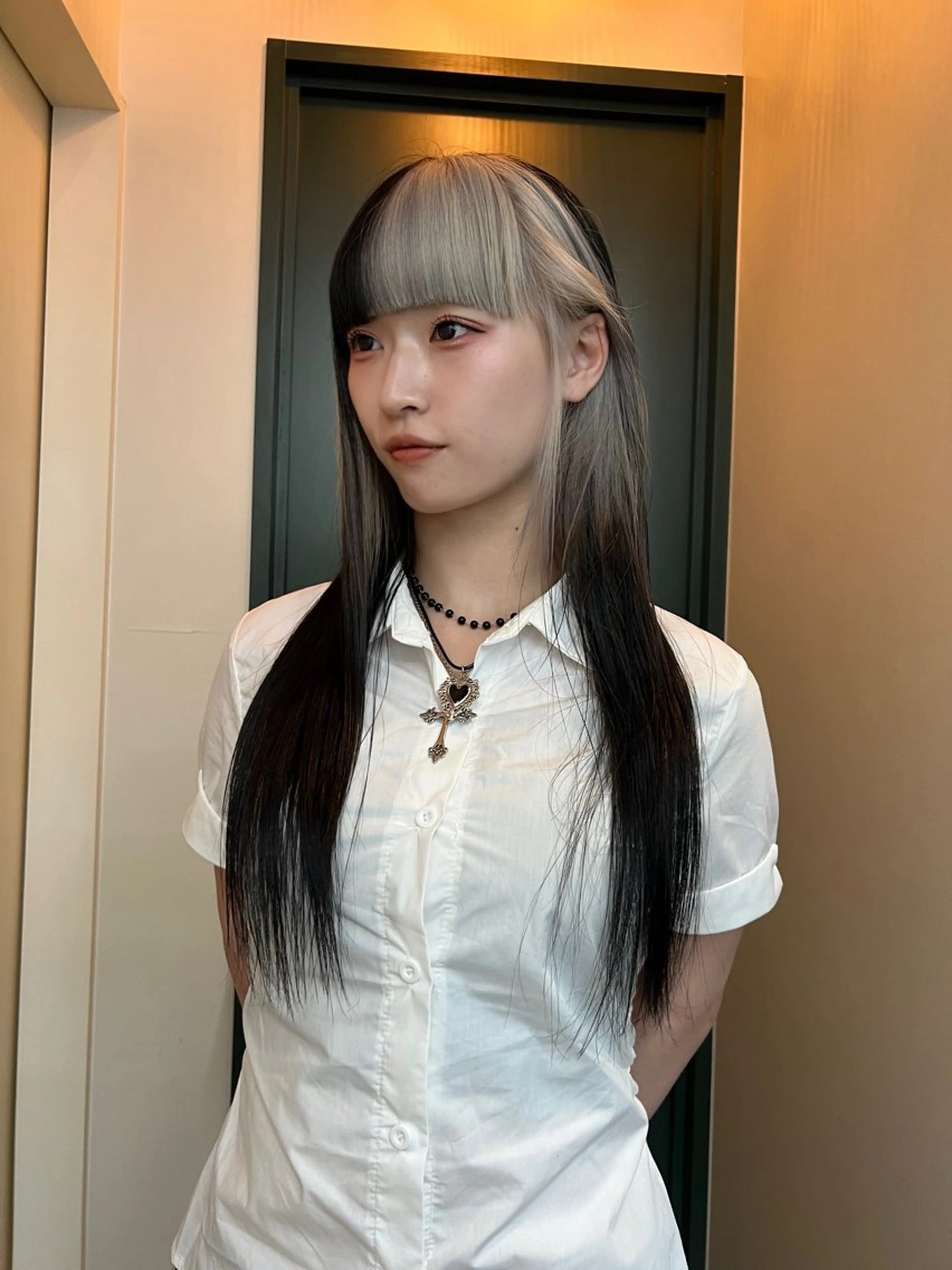 ロング カラー カット ヘアカラー ハイトーンカラー/ さらさのヘアスタイル