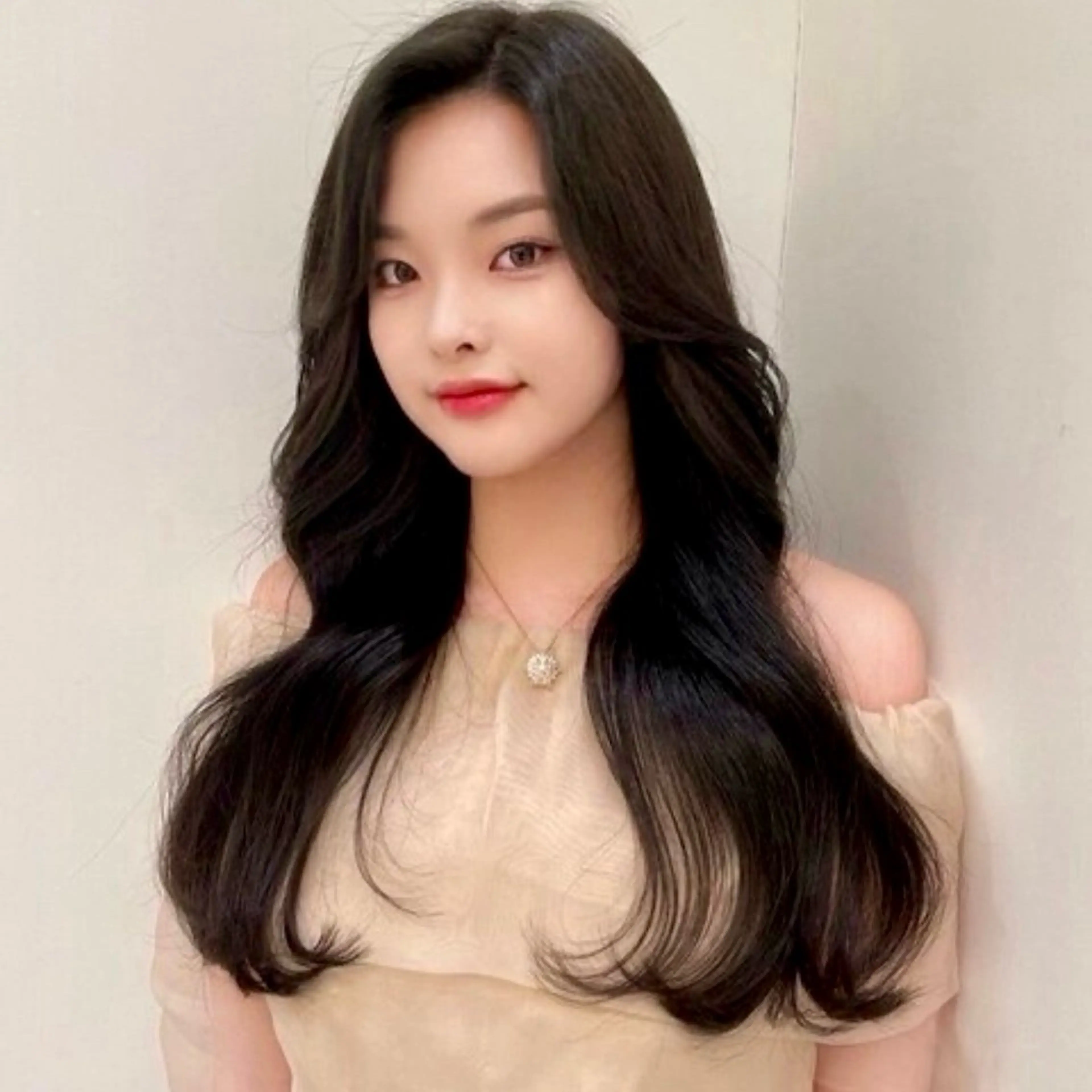 ロング カラー MAO🖤レイヤー /髪質改善カラーのヘアスタイル