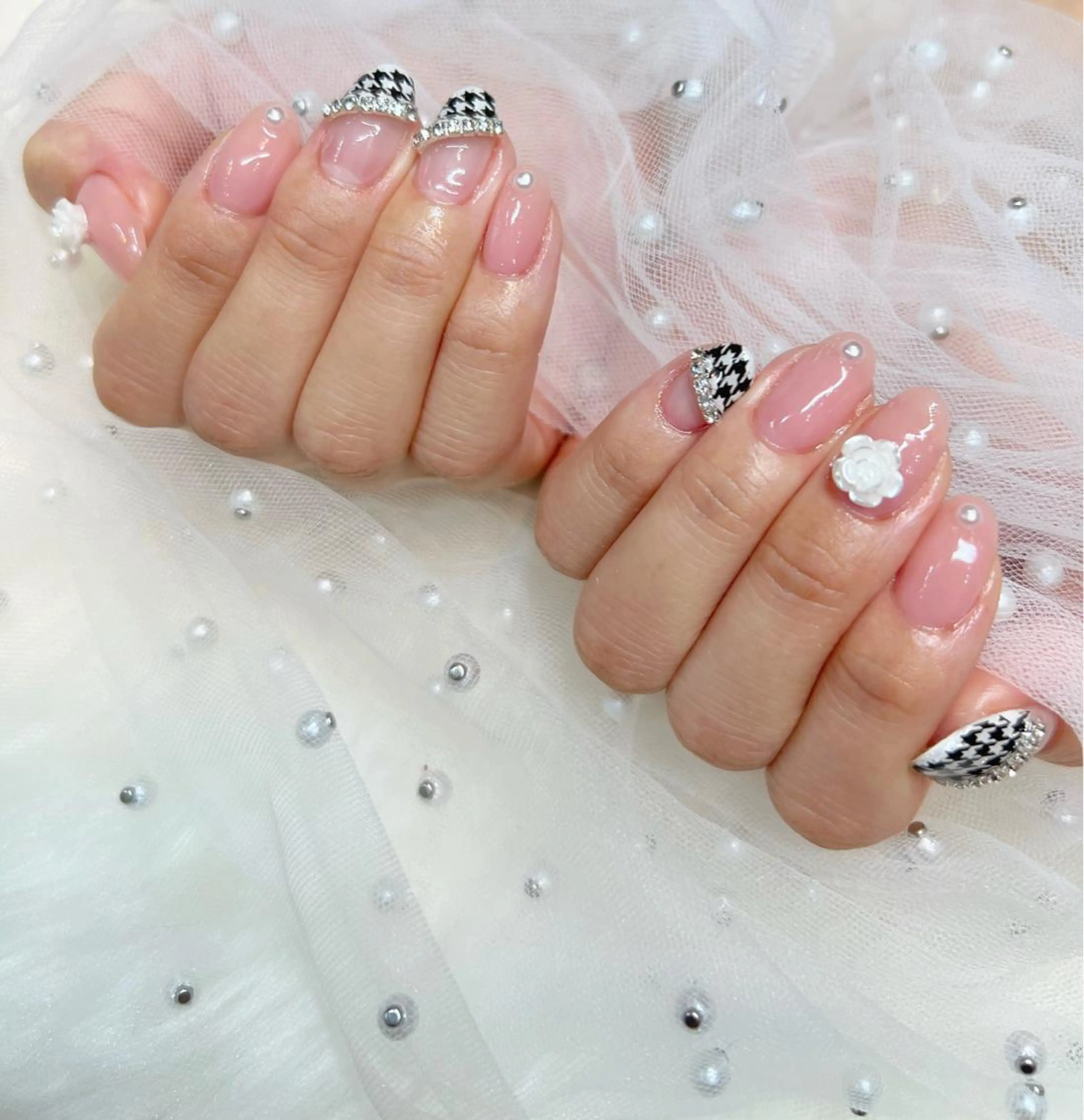 ネイル ハンドネイル glow_ nailのネイルデザイン