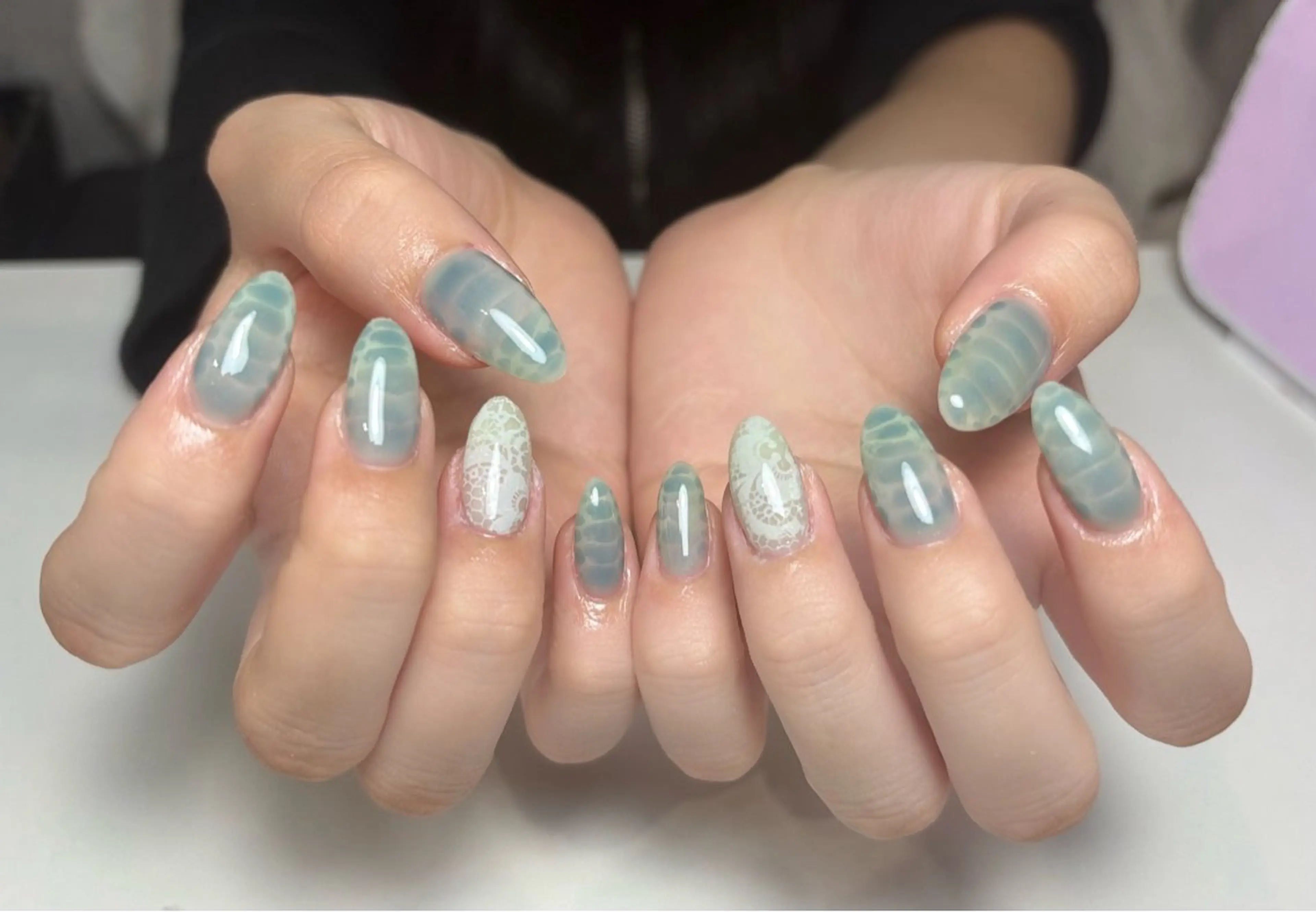 ネイル フレンチネイル 韓国ネイル マグネットネイル ニュアンスネイル オフィスネイル ハンドネイル ハンドケア Hi beauty 渋谷のネイルデザイン