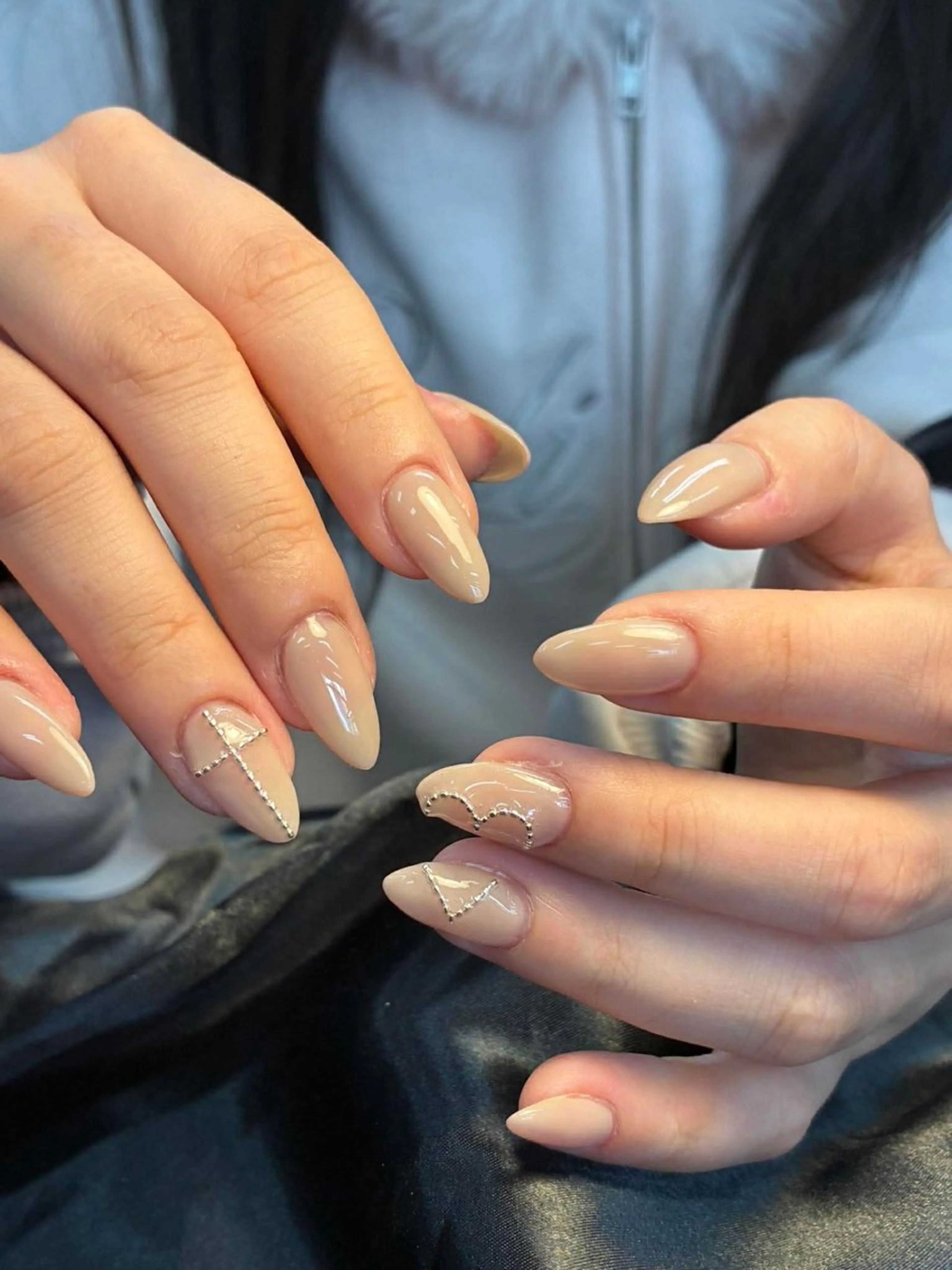 チップ長さ出し持ち込みデザイン（4本)の写真