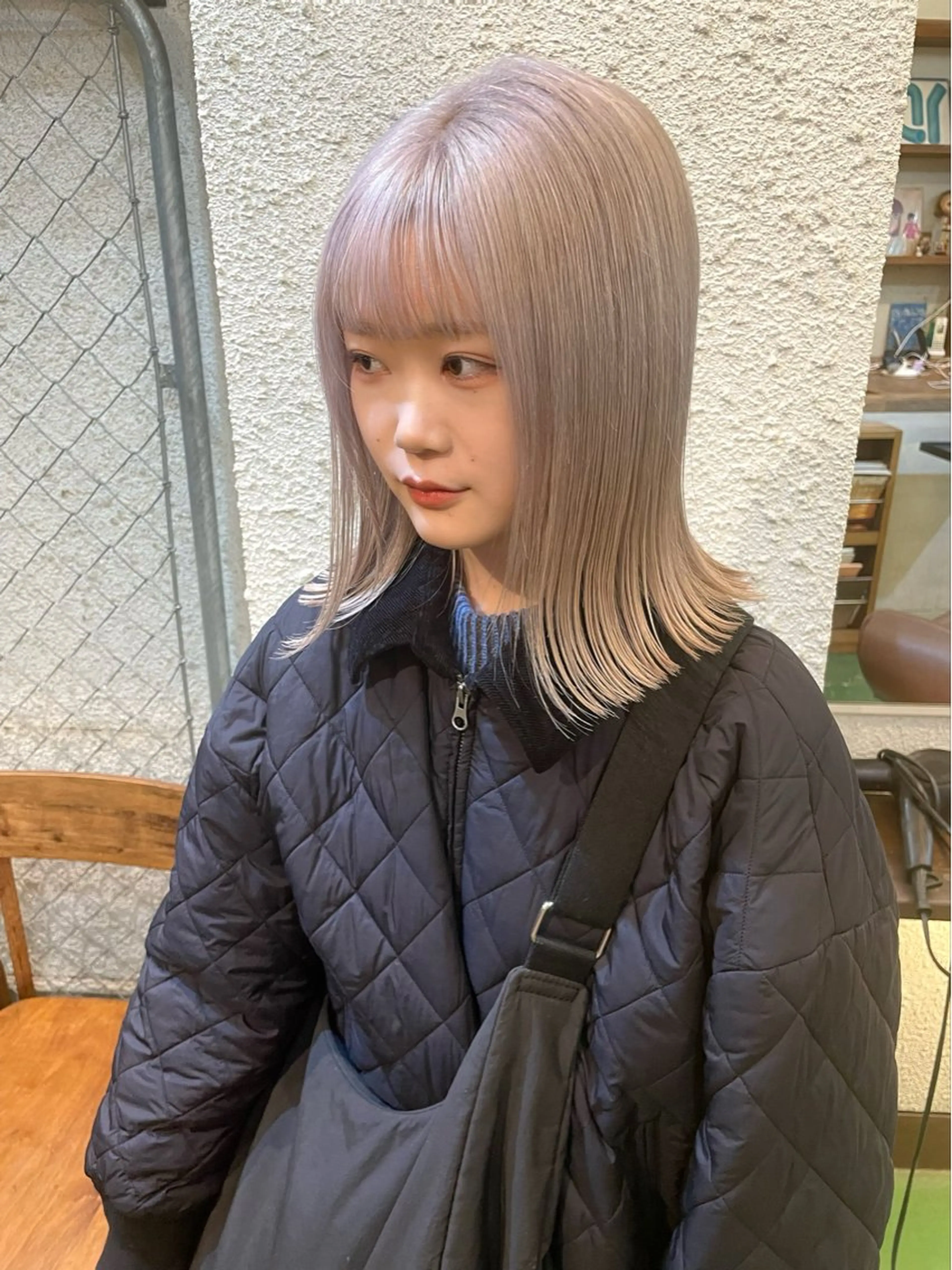 ミディアム カラー ベージュカラー ホワイトベージュ カット ヘアカラー トリートメント ヘッドスパ ヘアセット 〽️magico/ ウルフDaiki〽️のヘアスタイル