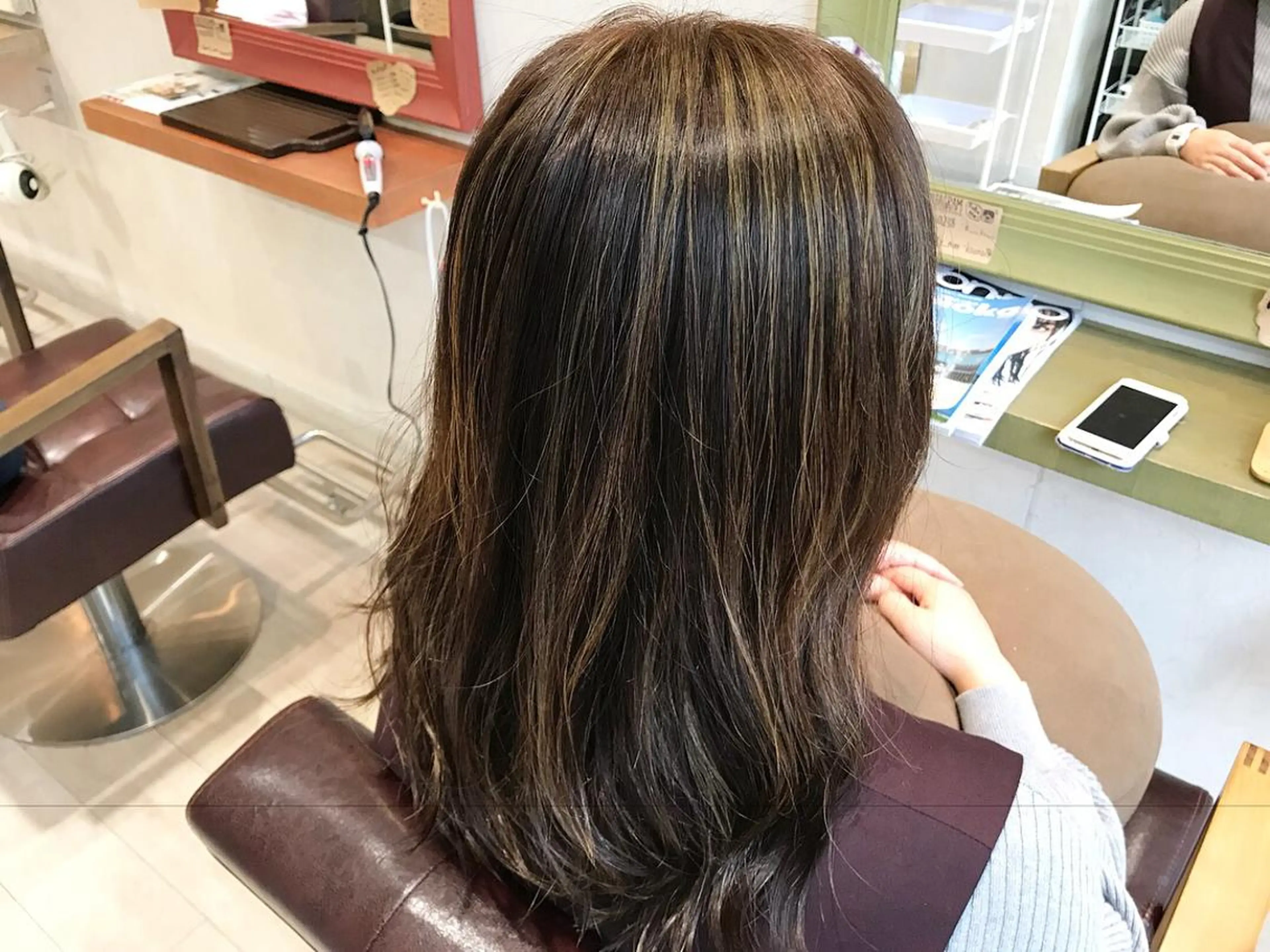 ミディアム カラー ハイライトカラー ハイライト メンズ指名多数!! SiLO 田島のヘアスタイル