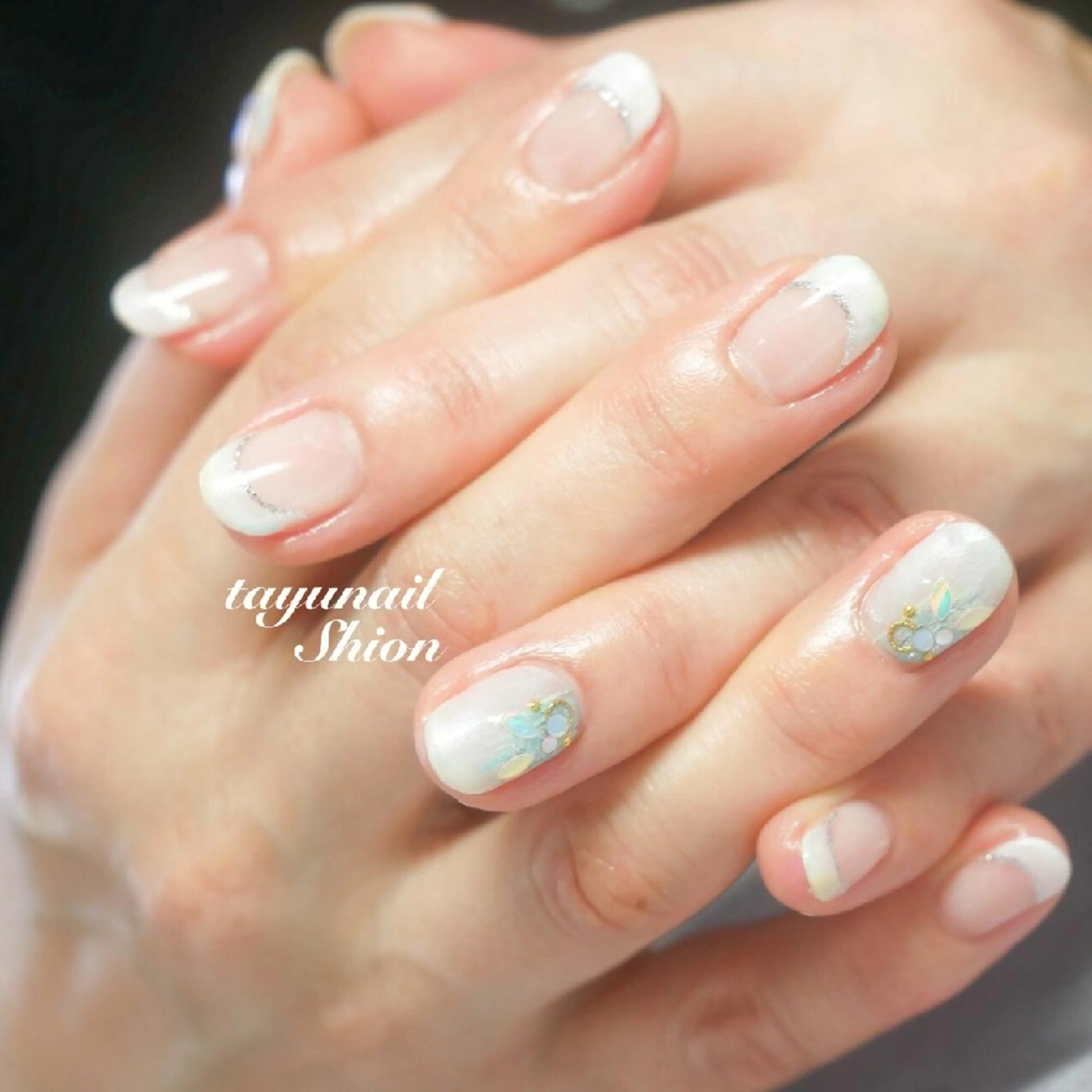 ネイル ブルー フレンチネイル ジェルネイル グリーン パラジェル ネイルサロン 【たゆnail】のネイルデザイン