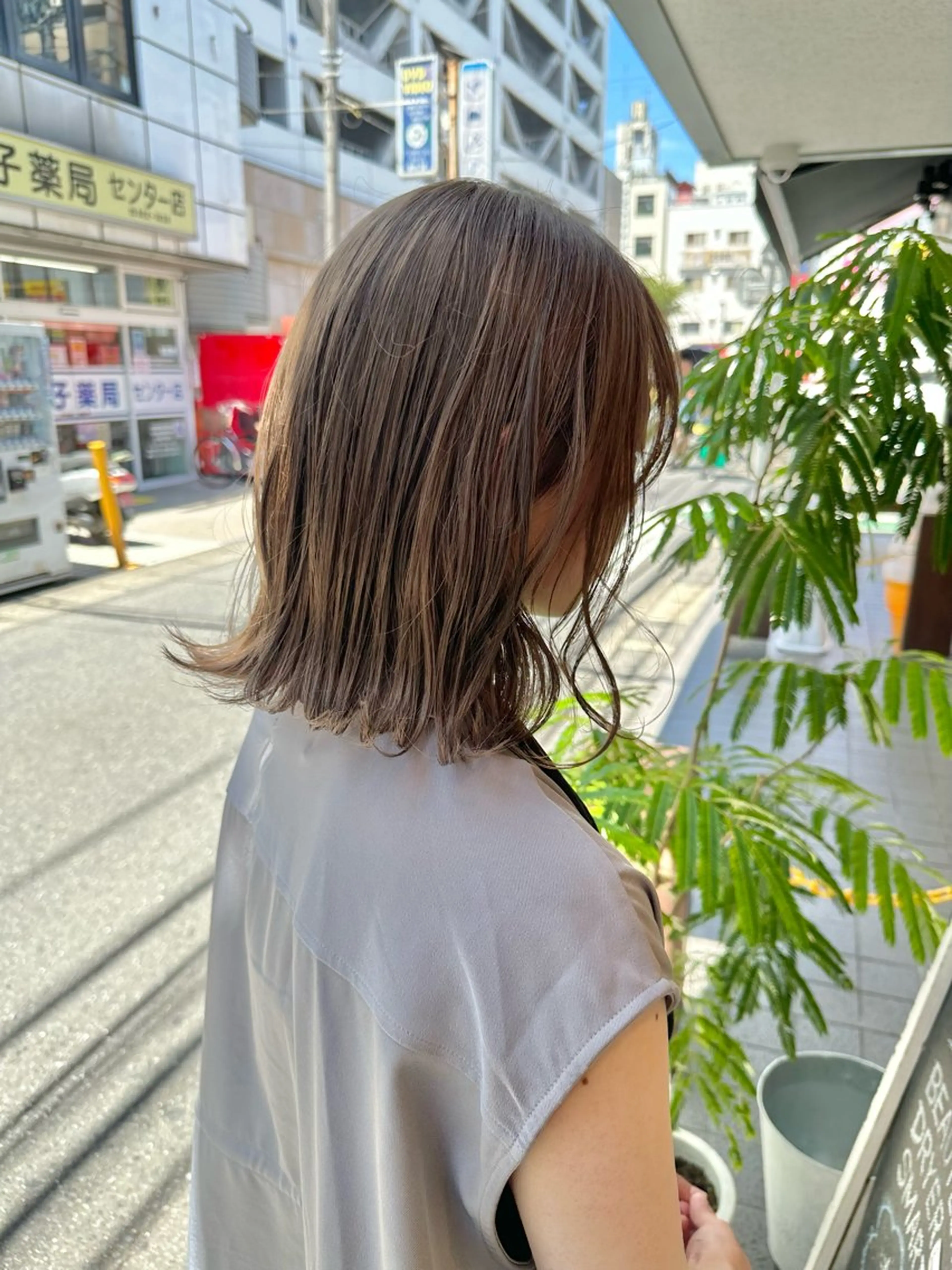 ミディアム カラー カット ヘアカラー トリートメント 透明感カラー/ボブ /佐藤伶のヘアスタイル