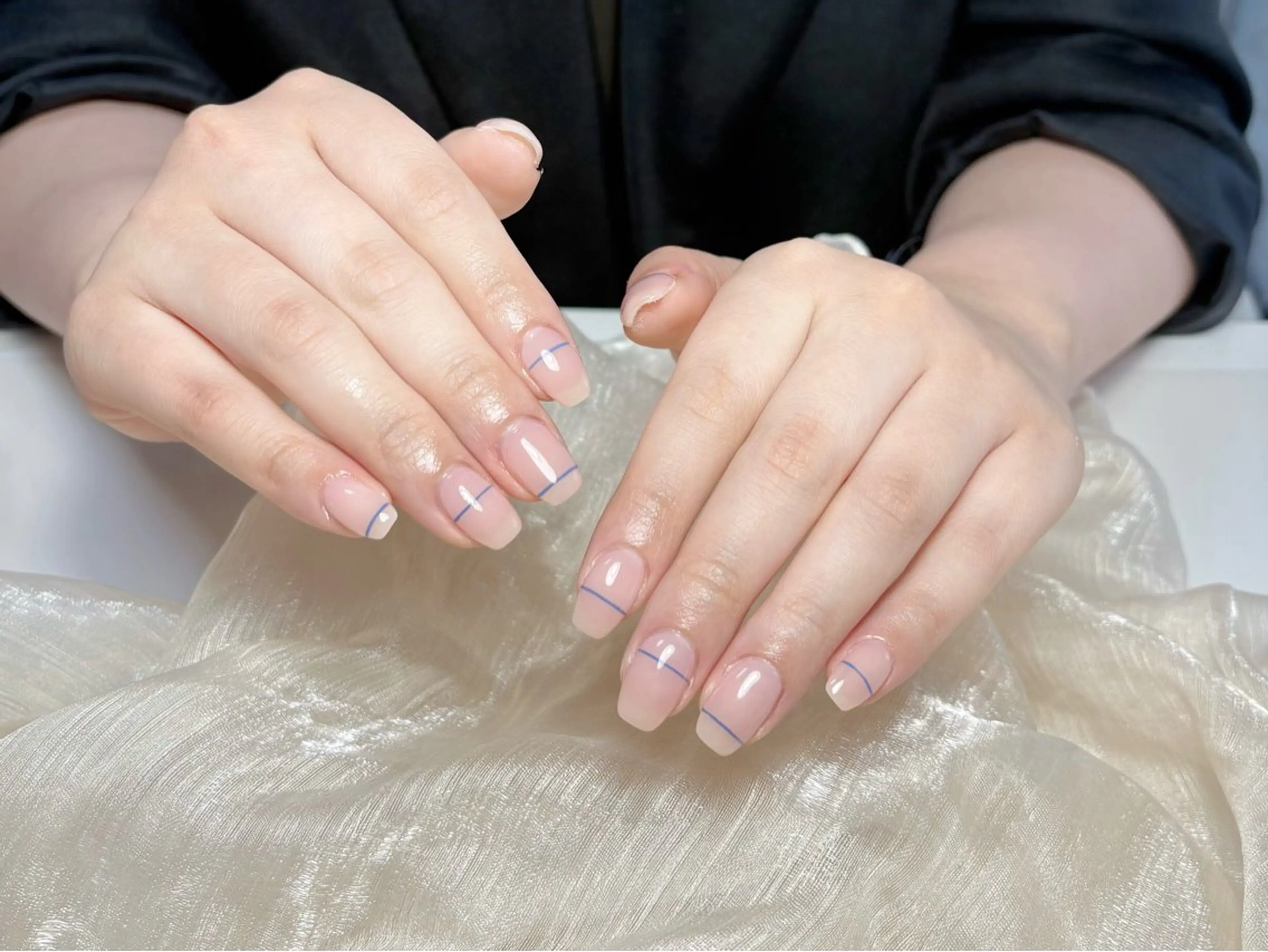 ネイル オーロラネイル チークネイル フレンチネイル ジェルネイル ガラスフレンチ ハンドネイル Nail Jolieのネイルデザイン