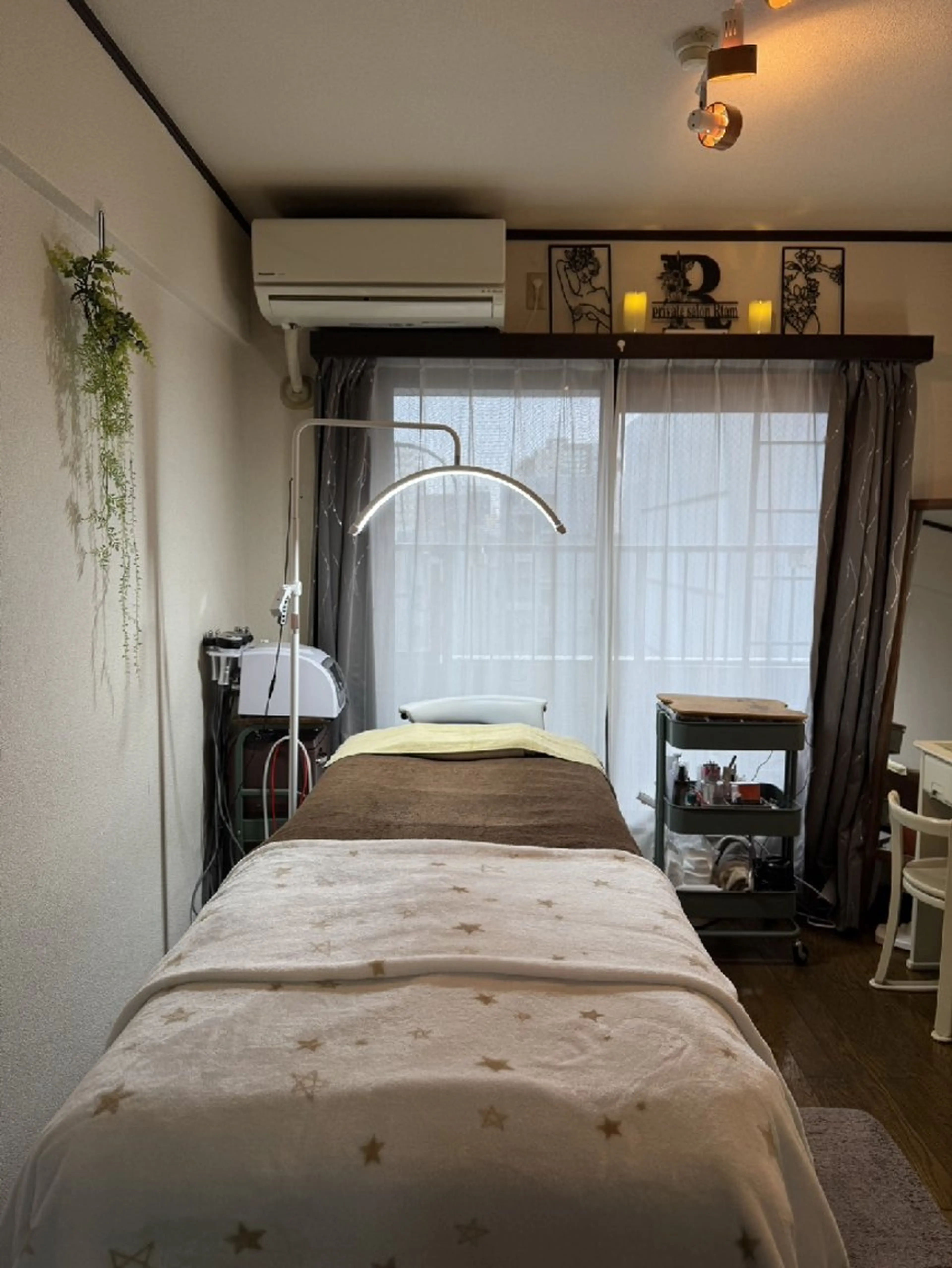 アイブロウ アイブロウワックス フェイシャルサロンの眉毛・アイブロウイメージ