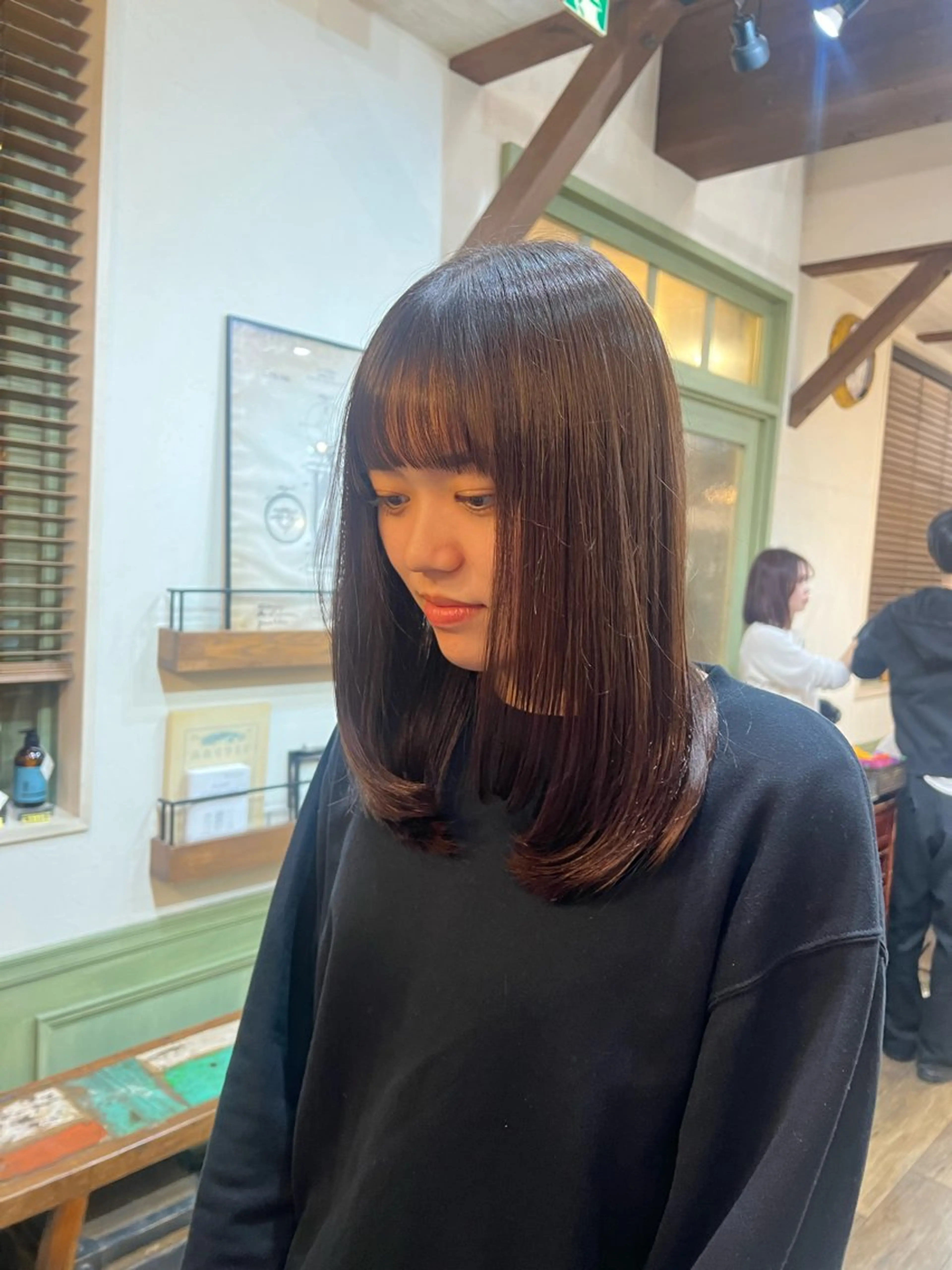 セミロング レイヤーカット ローレイヤー カット トリートメント 【Belle】 MIYUKO🤎のヘアスタイル