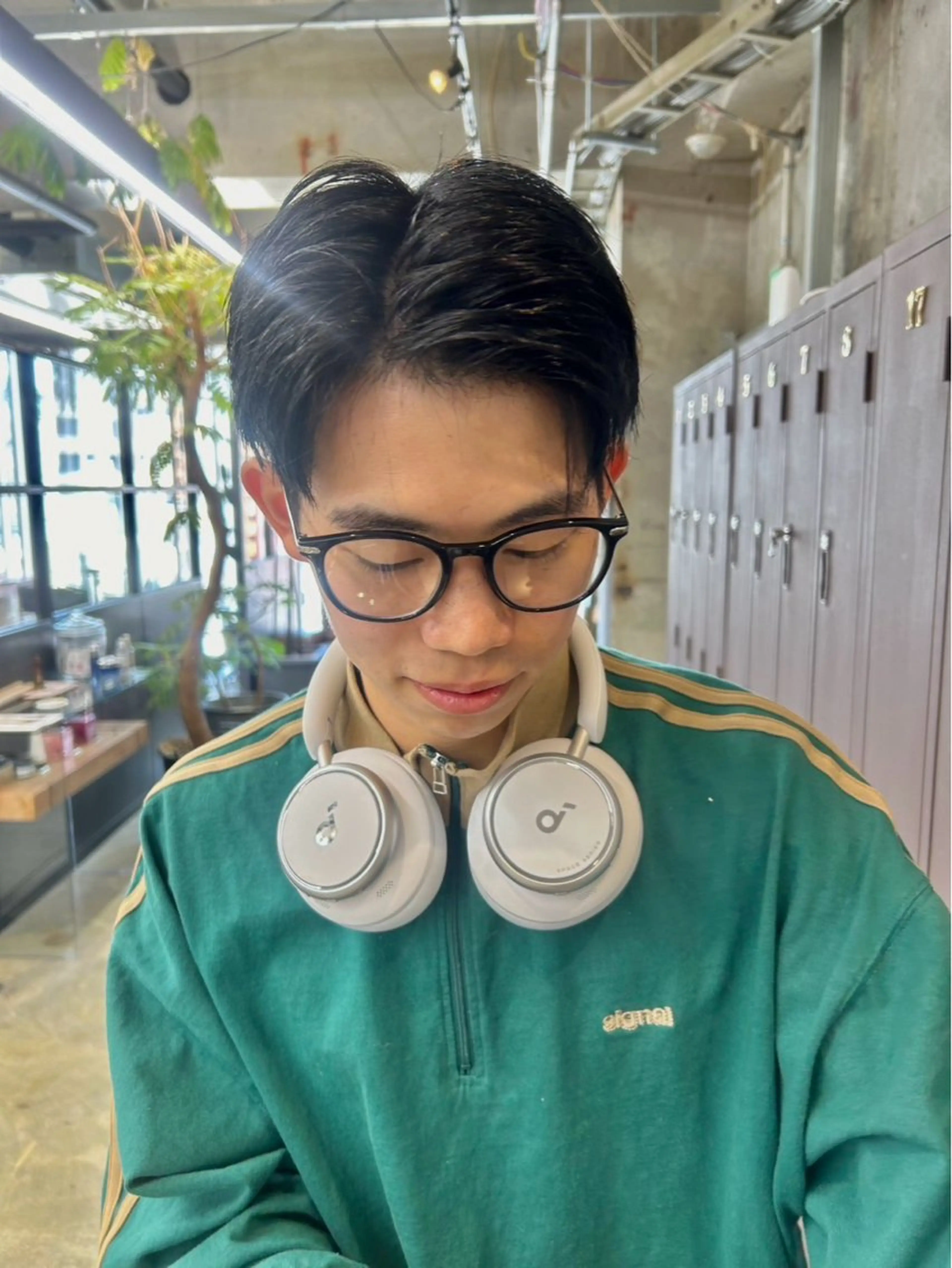 ショート パーマ 愛加ブリーチ・ レイヤー・パーマのヘアスタイル