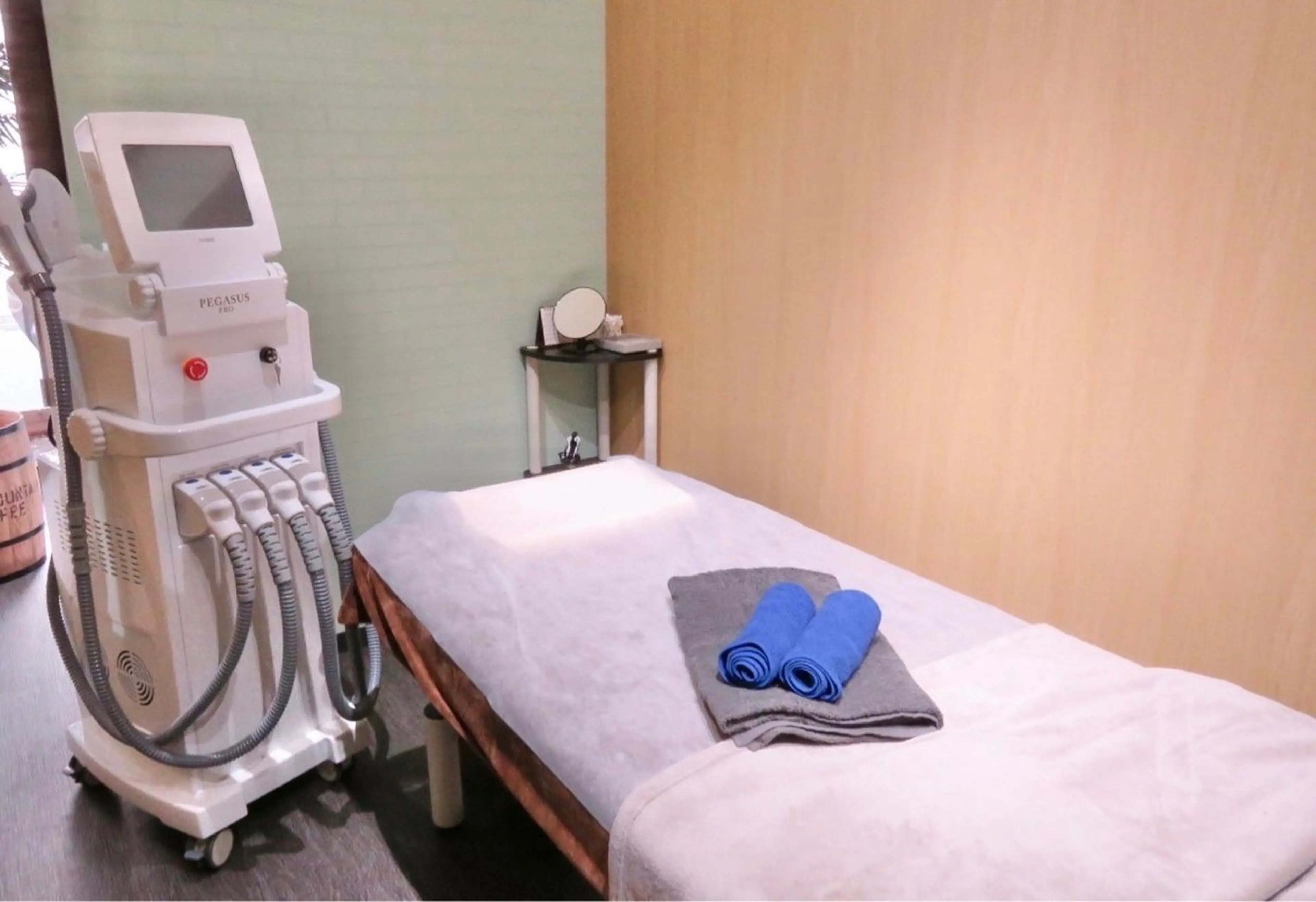 うなじ/もみあげ脱毛 ヴィシェーン佐藤のその他イメージ