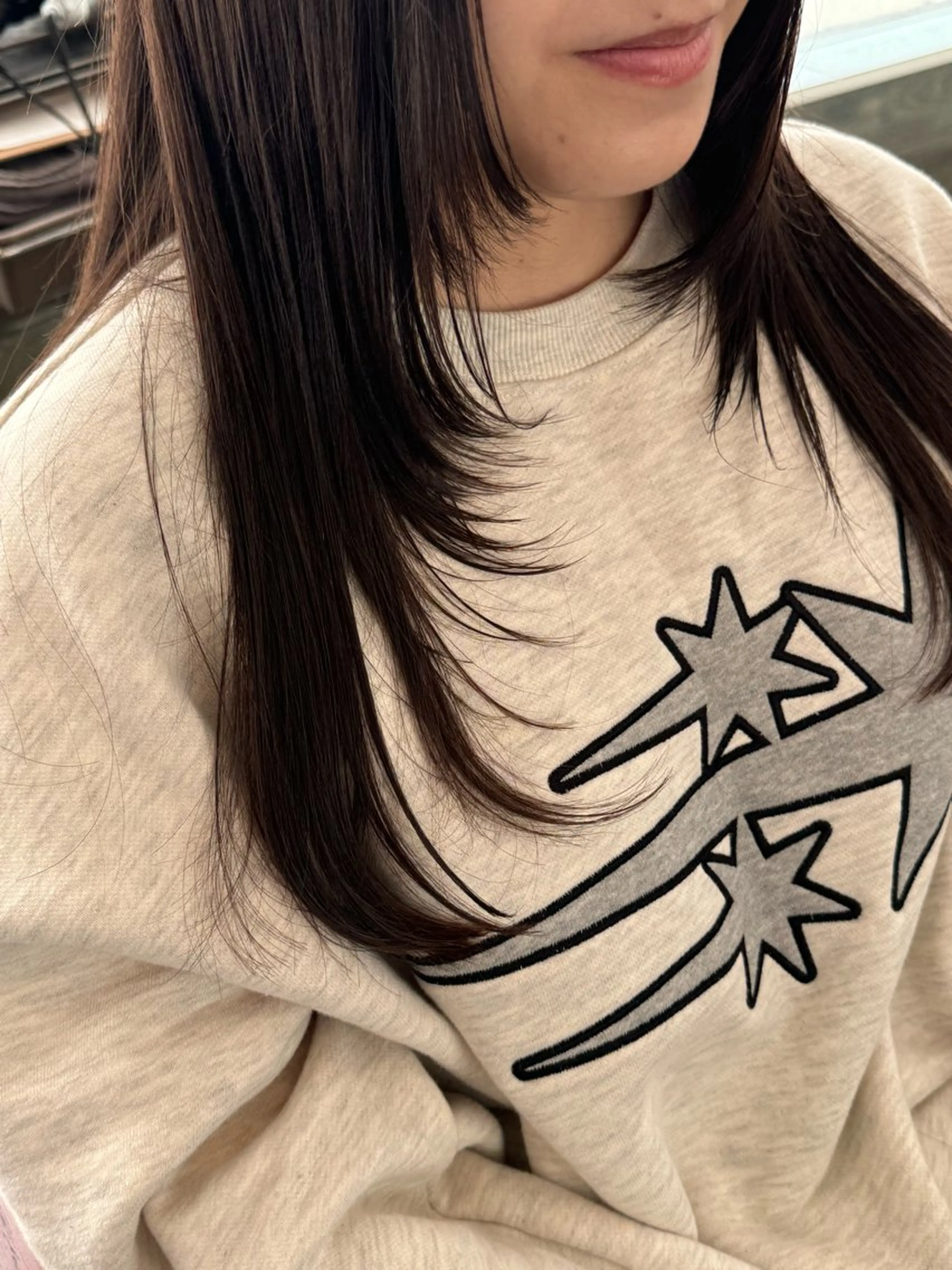 ロング 顔まわりレイヤー 顔周りカット レイヤーカット YURA bisou hairのマツエク・マツパデザイン