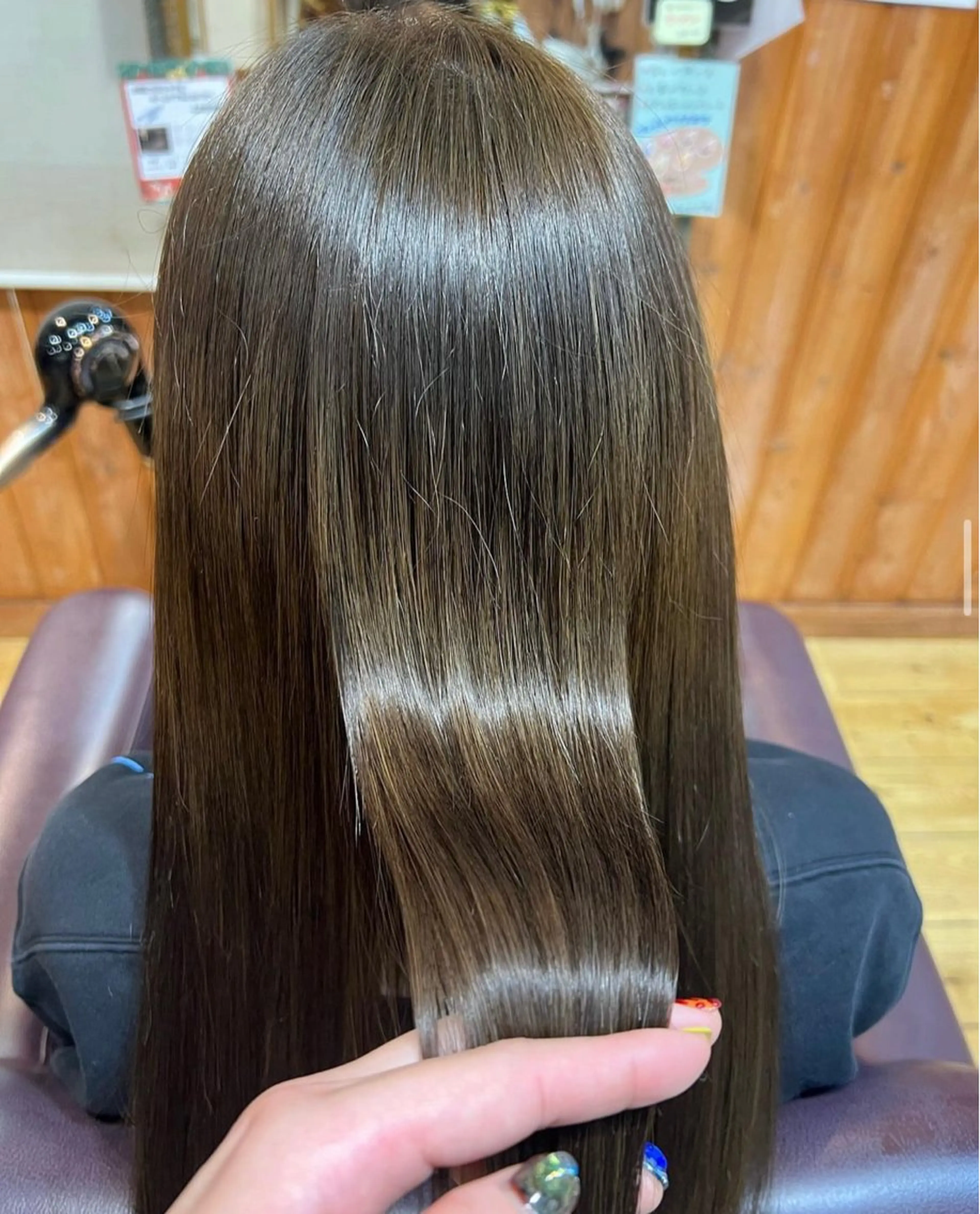 セミロング 寺澤 ことな👾のヘアスタイル