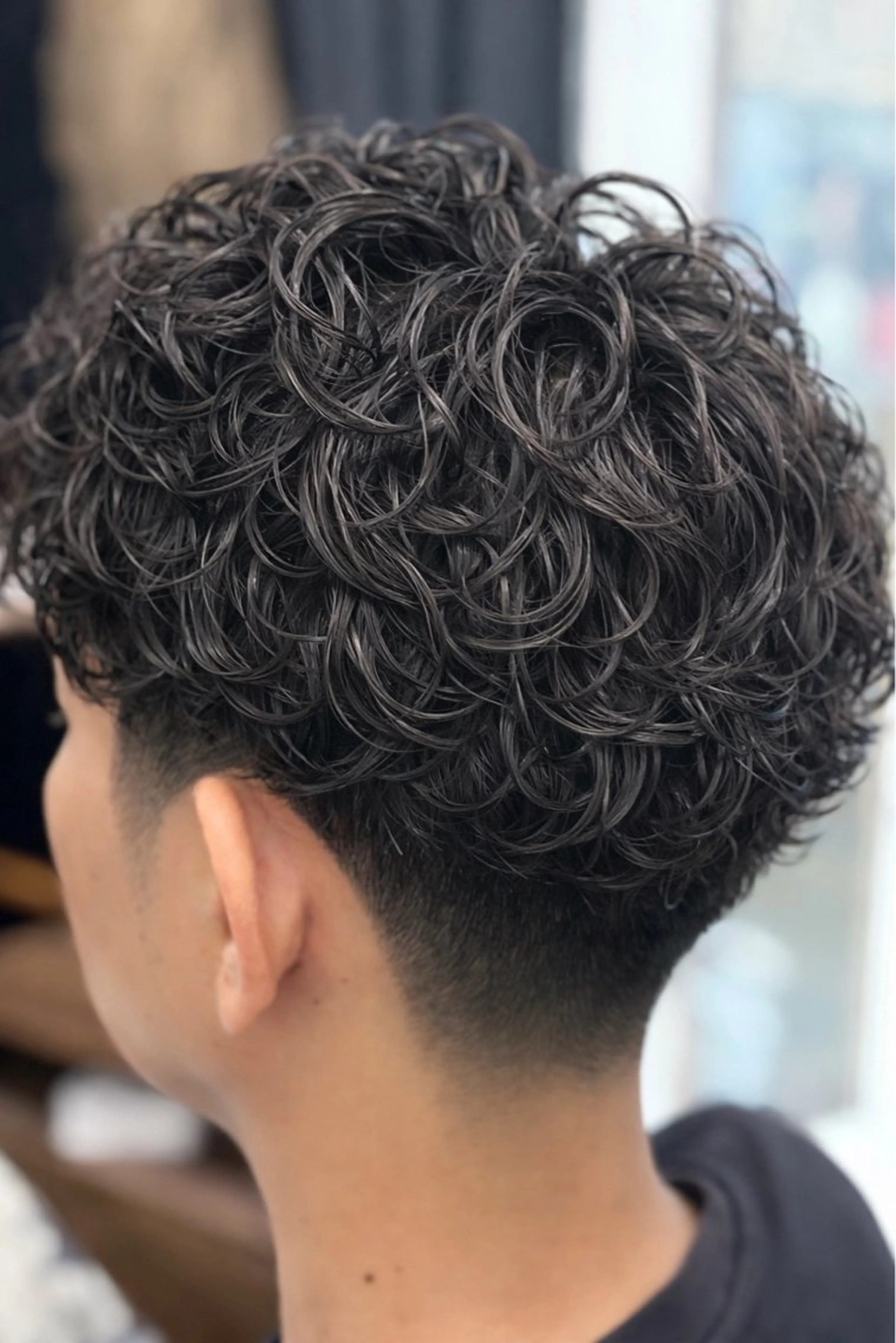 ミディアム メンズ 島袋 ヒロのヘアスタイル