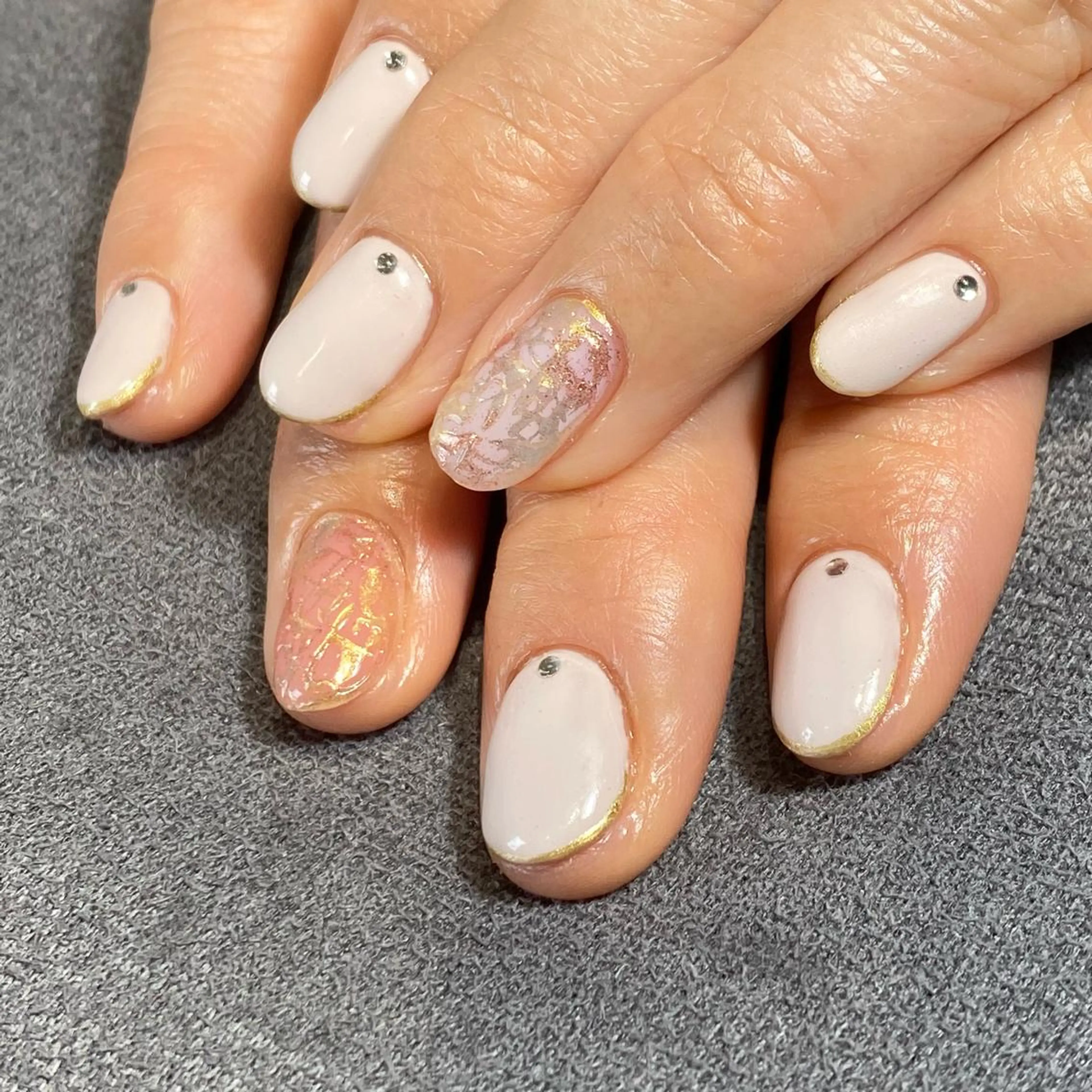 ネイル Flore (フロール)の眉毛・アイブロウイメージ