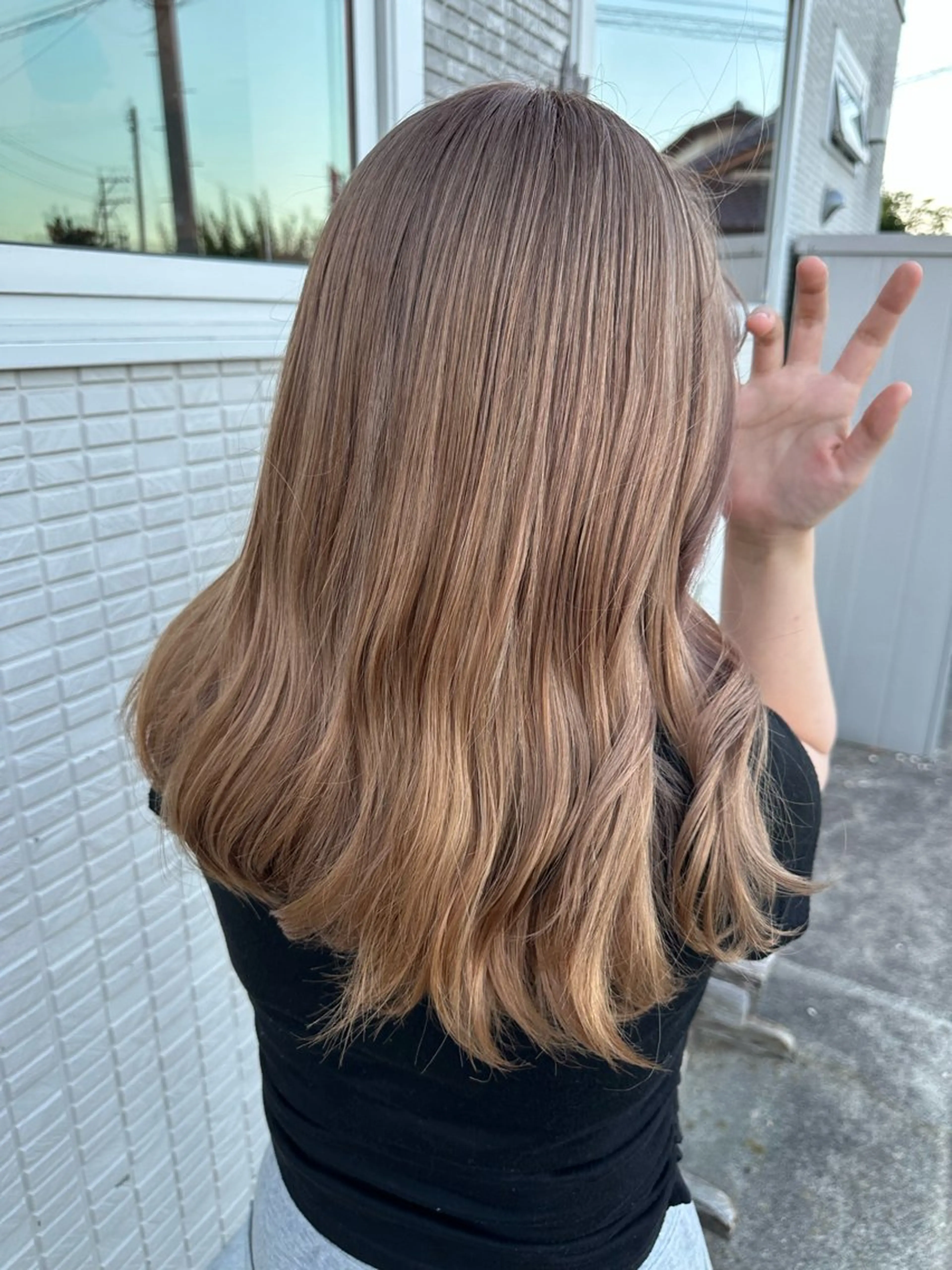 セミロング カット ヘアカラー トリートメント 木村 彩花のヘアスタイル