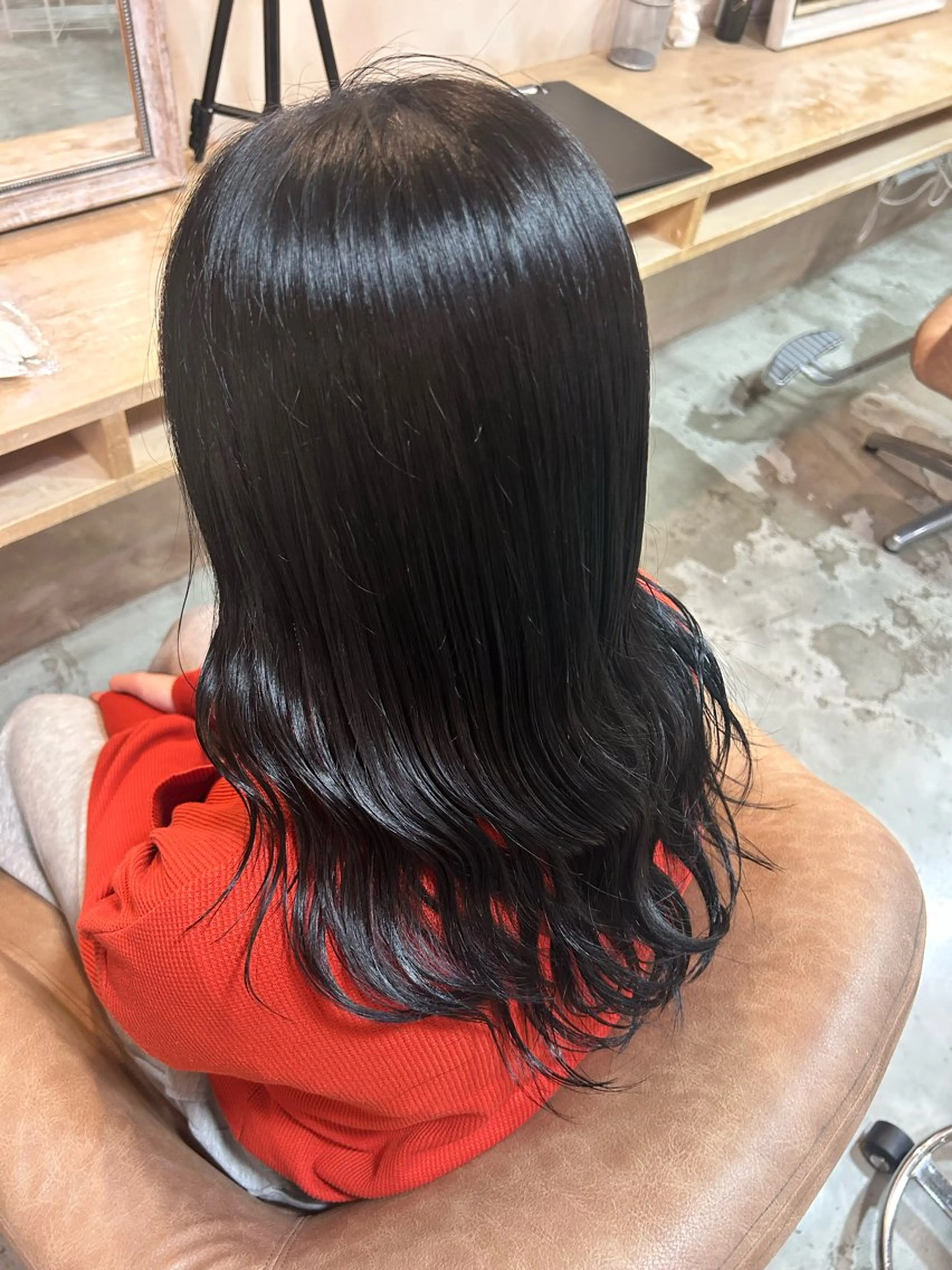 セミロング 濵﨑 理奈のヘアスタイル