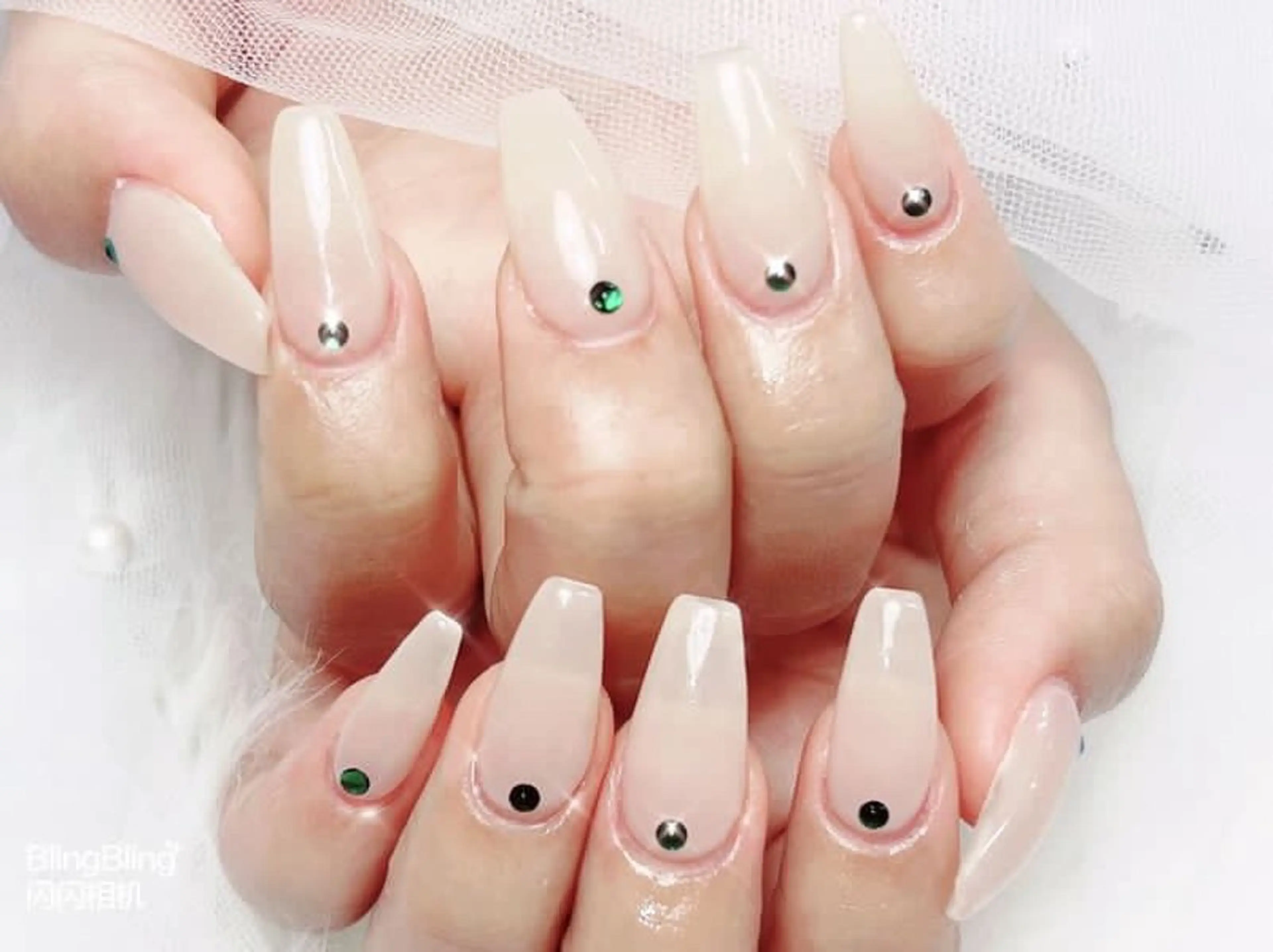 ネイル ワンカラーネイル スカルプネイル ストーンネイル 【スカルプ専門店】 ZY Nailのネイルデザイン