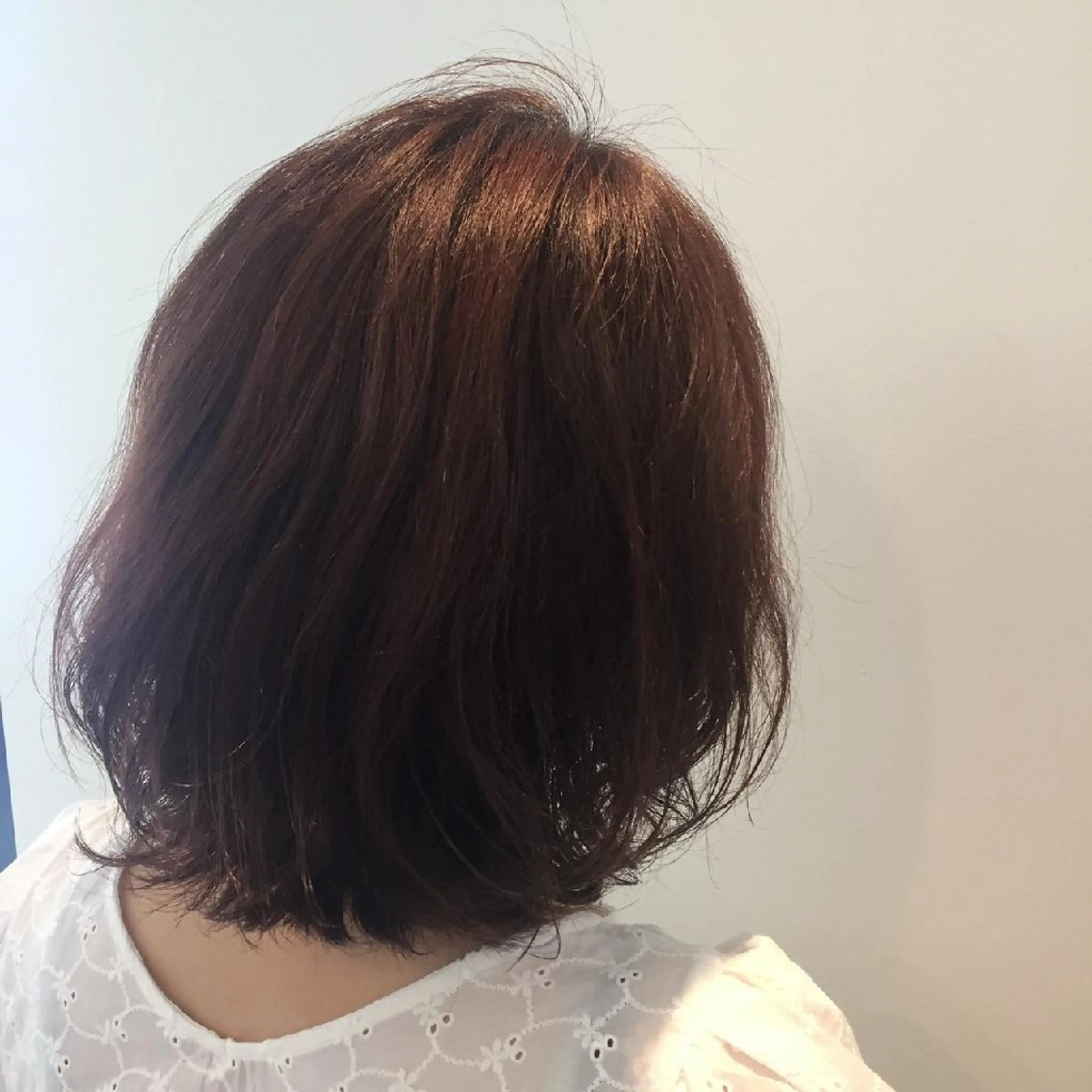 カラー ミディアム 地毛風ストレート/ 髪質改善/榎本流行のヘアスタイル