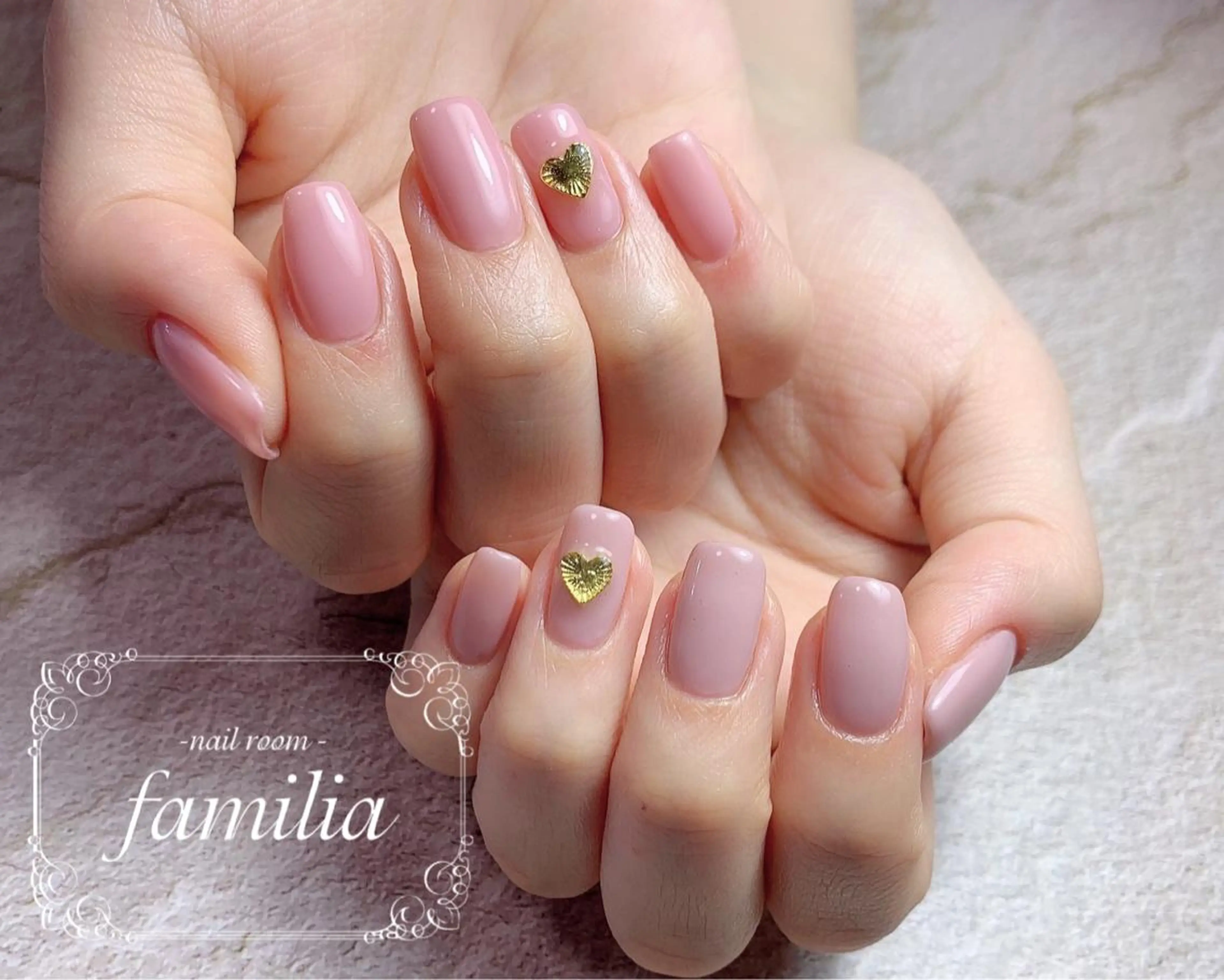 ネイル -nailroom- familiaのネイルデザイン