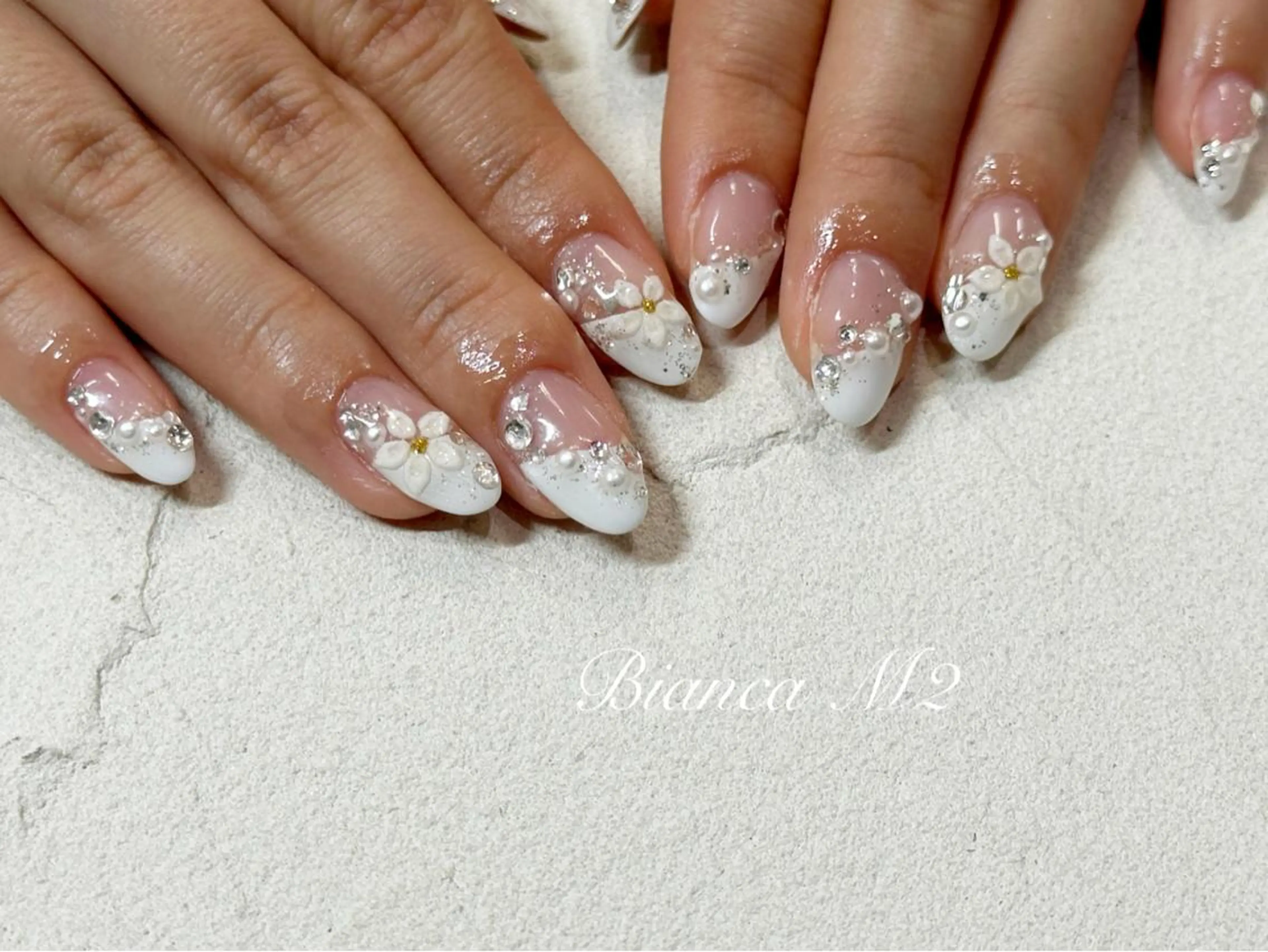 カラー ネイル ハンドネイル Bianca Suzukiのネイルデザイン