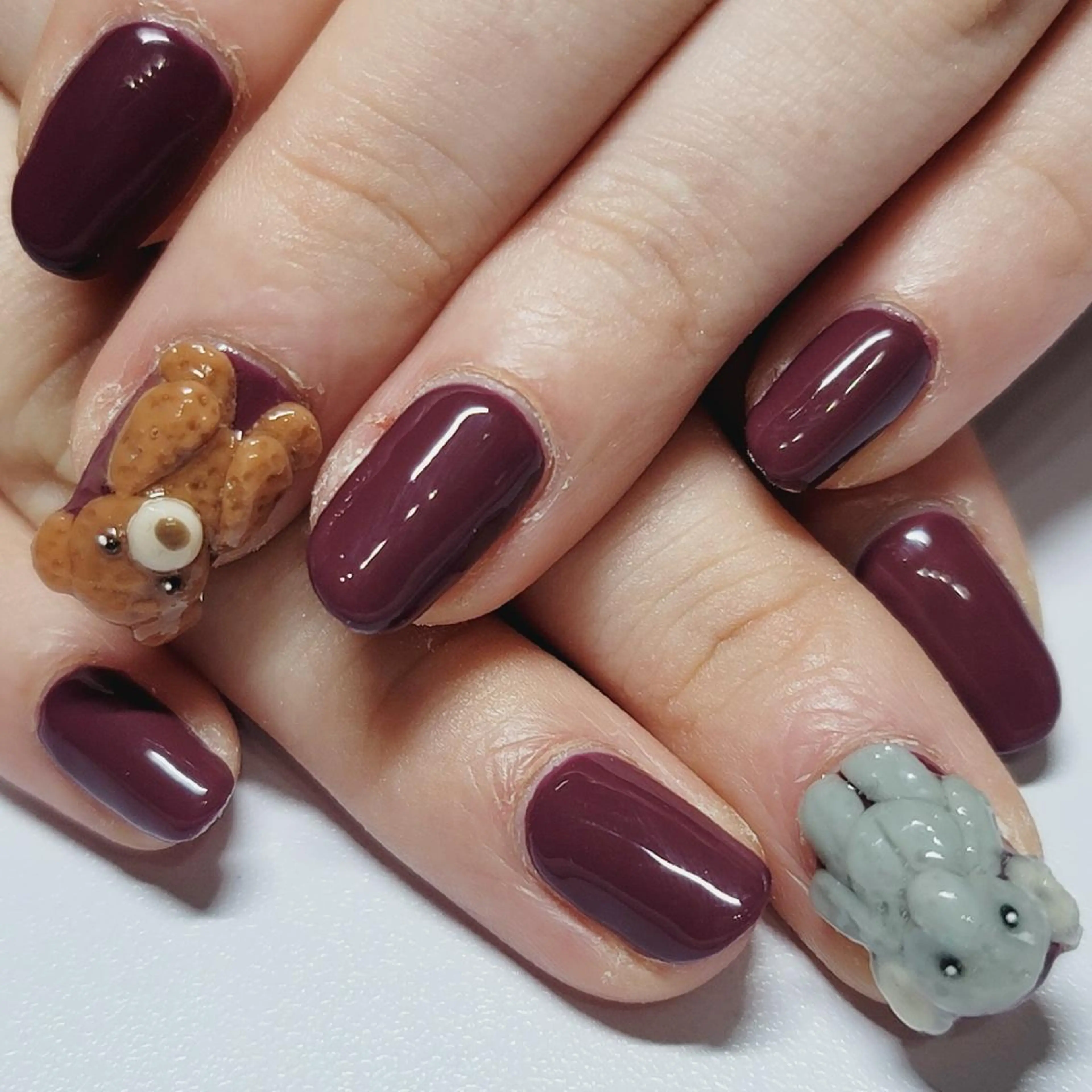 ネイル アートネイル ボルドー ワンカラーネイル ハンドネイル よしだ ひろきのネイルデザイン