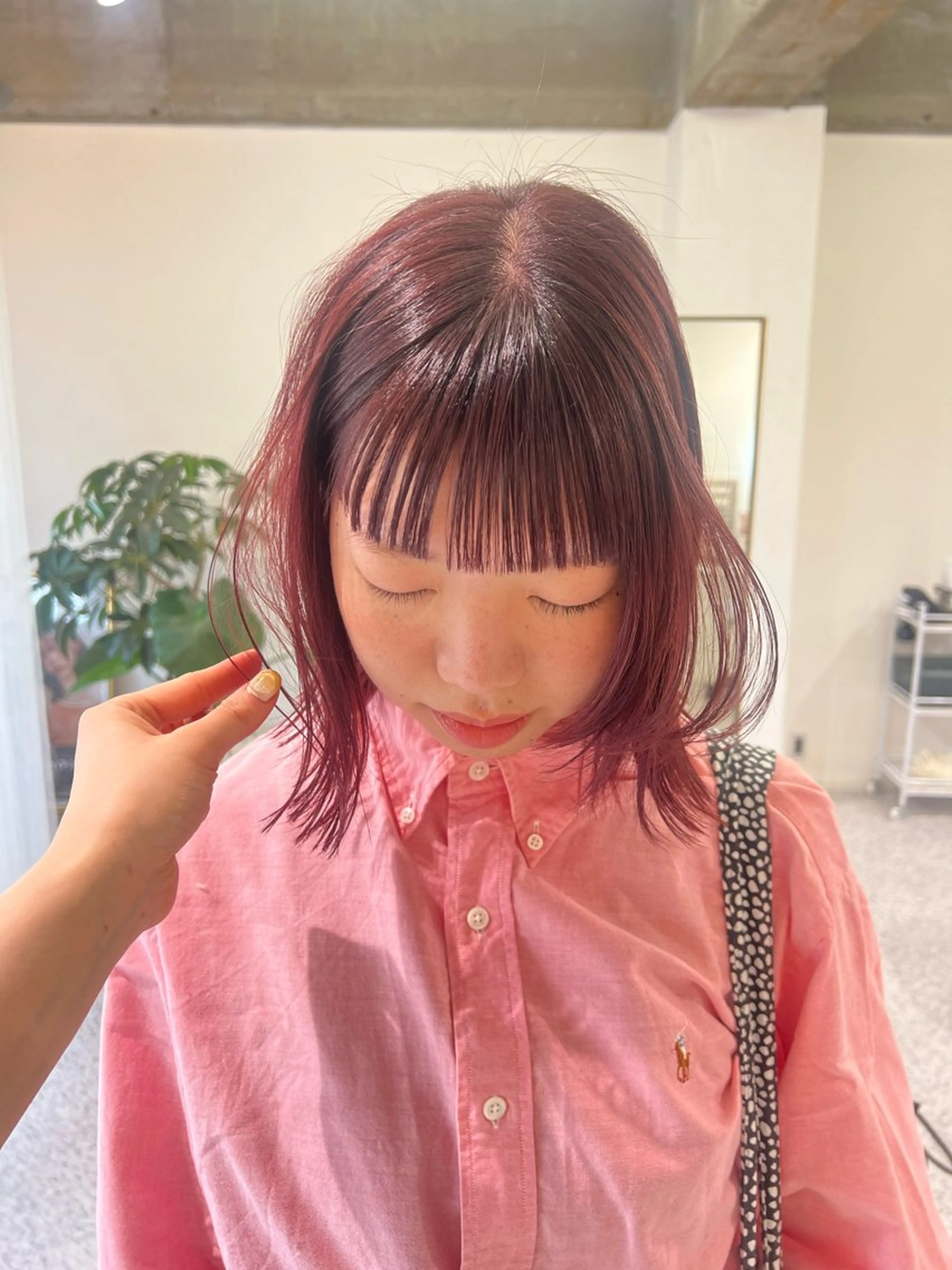 ミディアム カット ヘアカラー トリートメント cher. naoのヘアスタイル