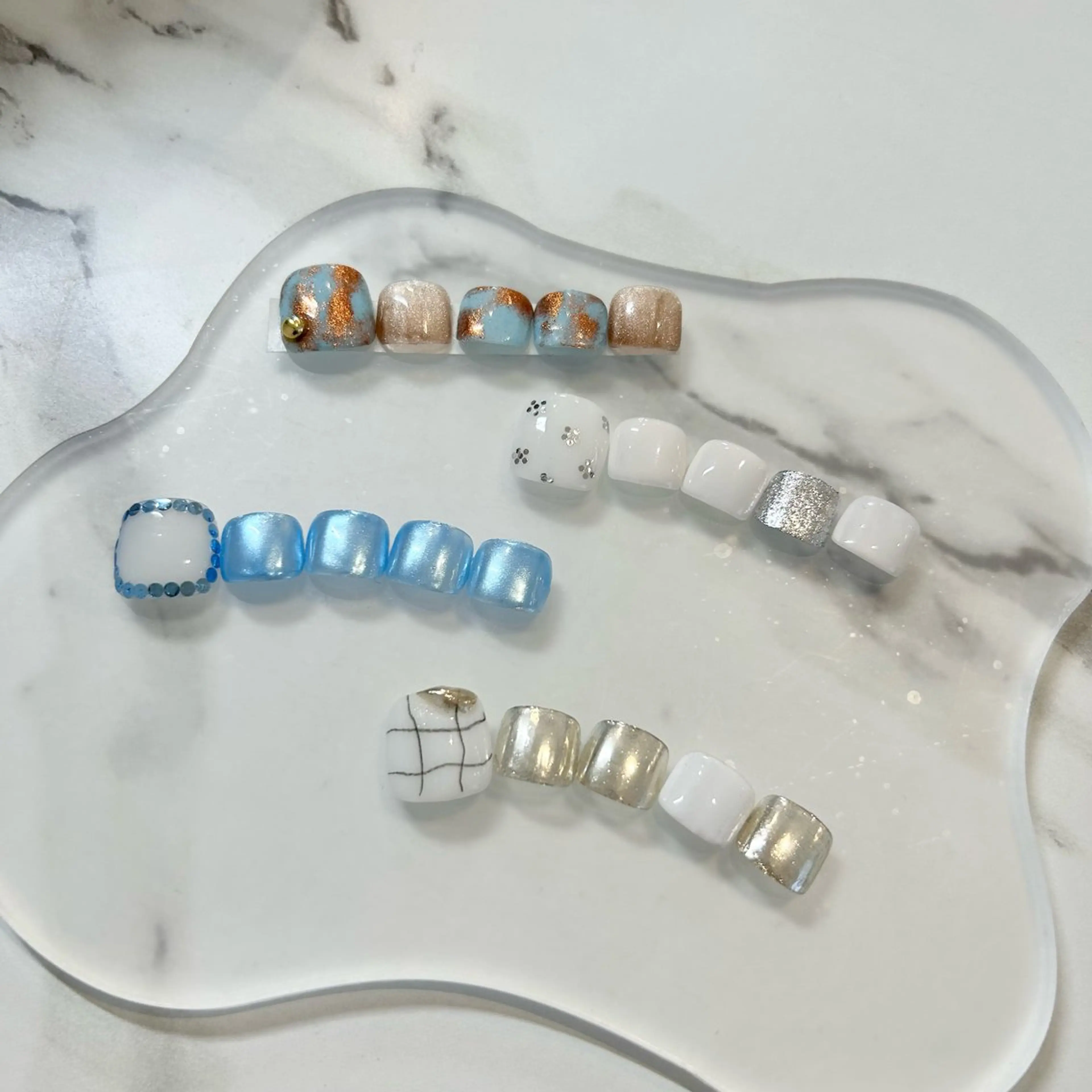 ネイル フットネイル Uzuki ／ROCCOnailのネイルデザイン