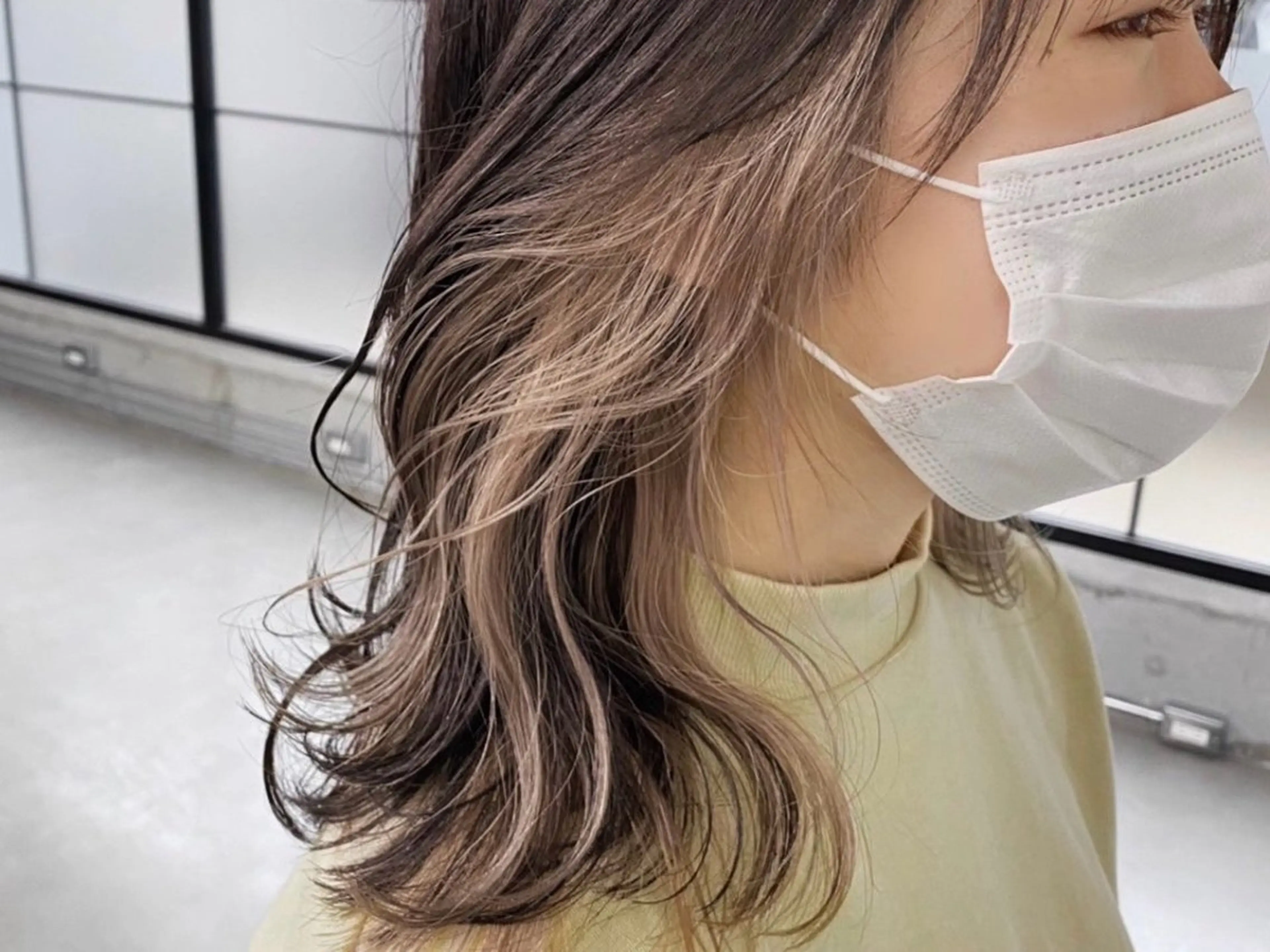 カラー 稲村 直也のヘアスタイル