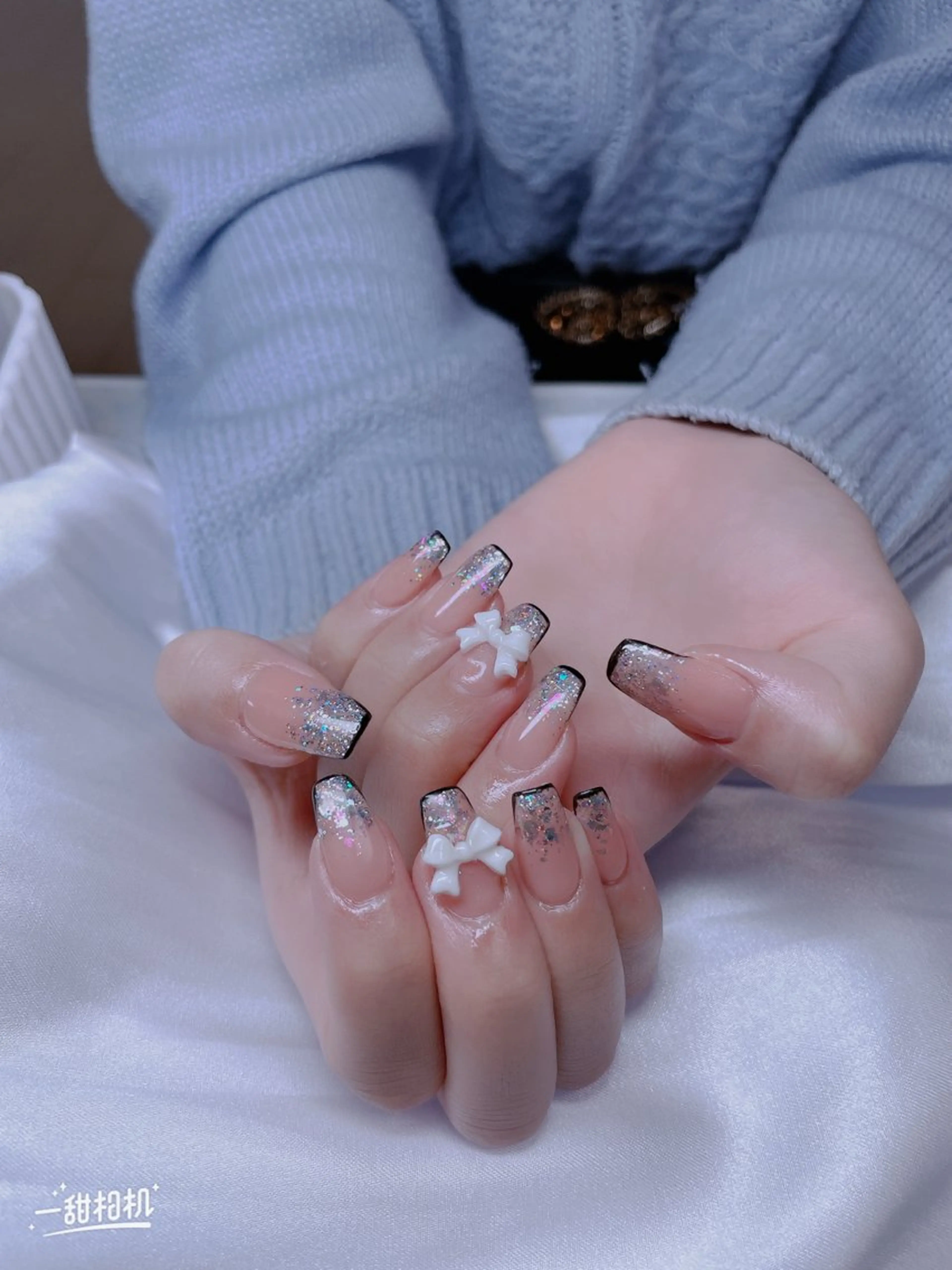 ネイル チークネイル 長さ出し フレンチネイル キラキラネイル ラメ(グリッター) ハンドネイル viet phe所属・Vp ネイルのネイルデザイン