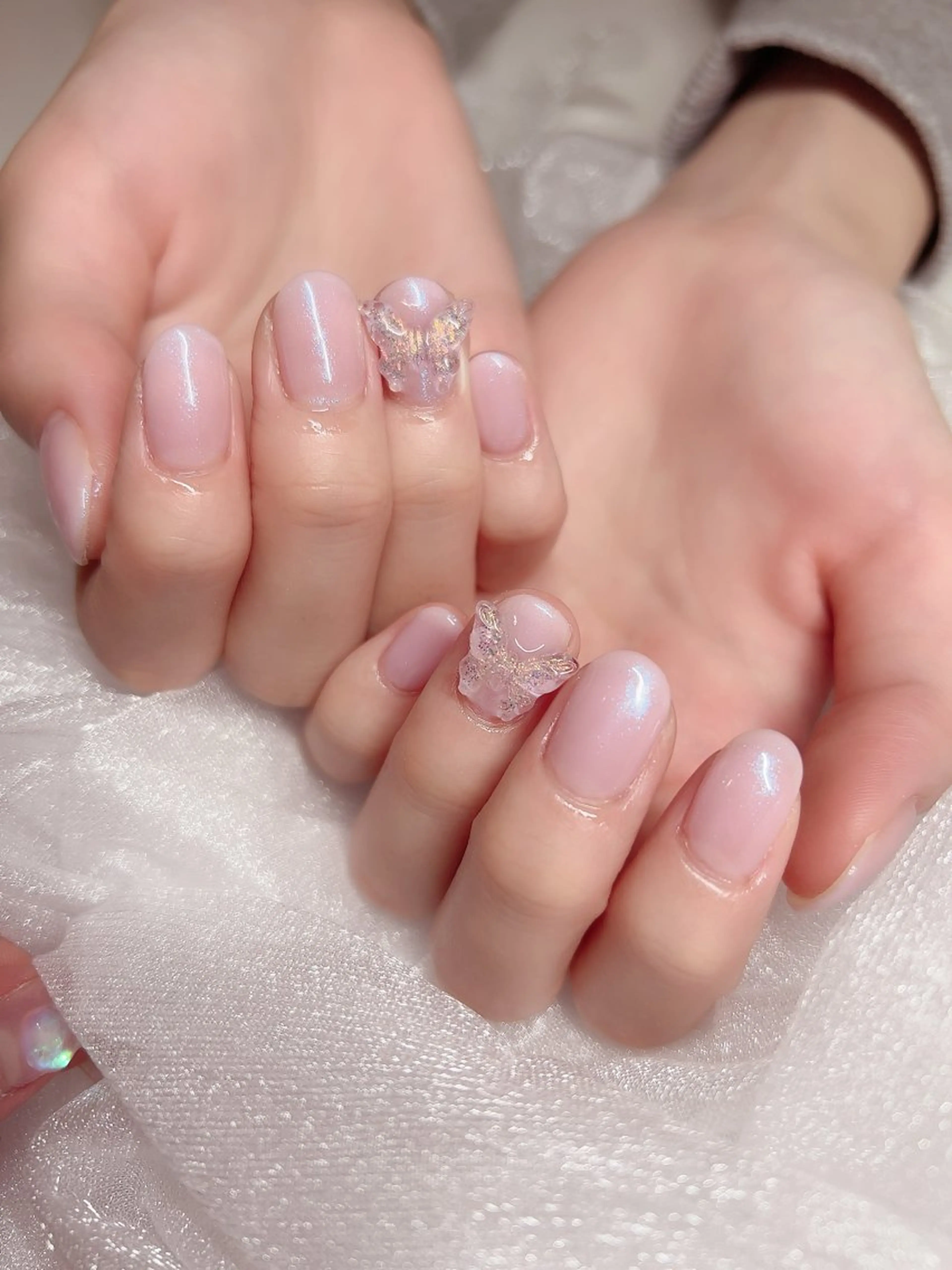 ネイル ジェルネイル パラジェル HENECY🍓 momokaのネイルデザイン