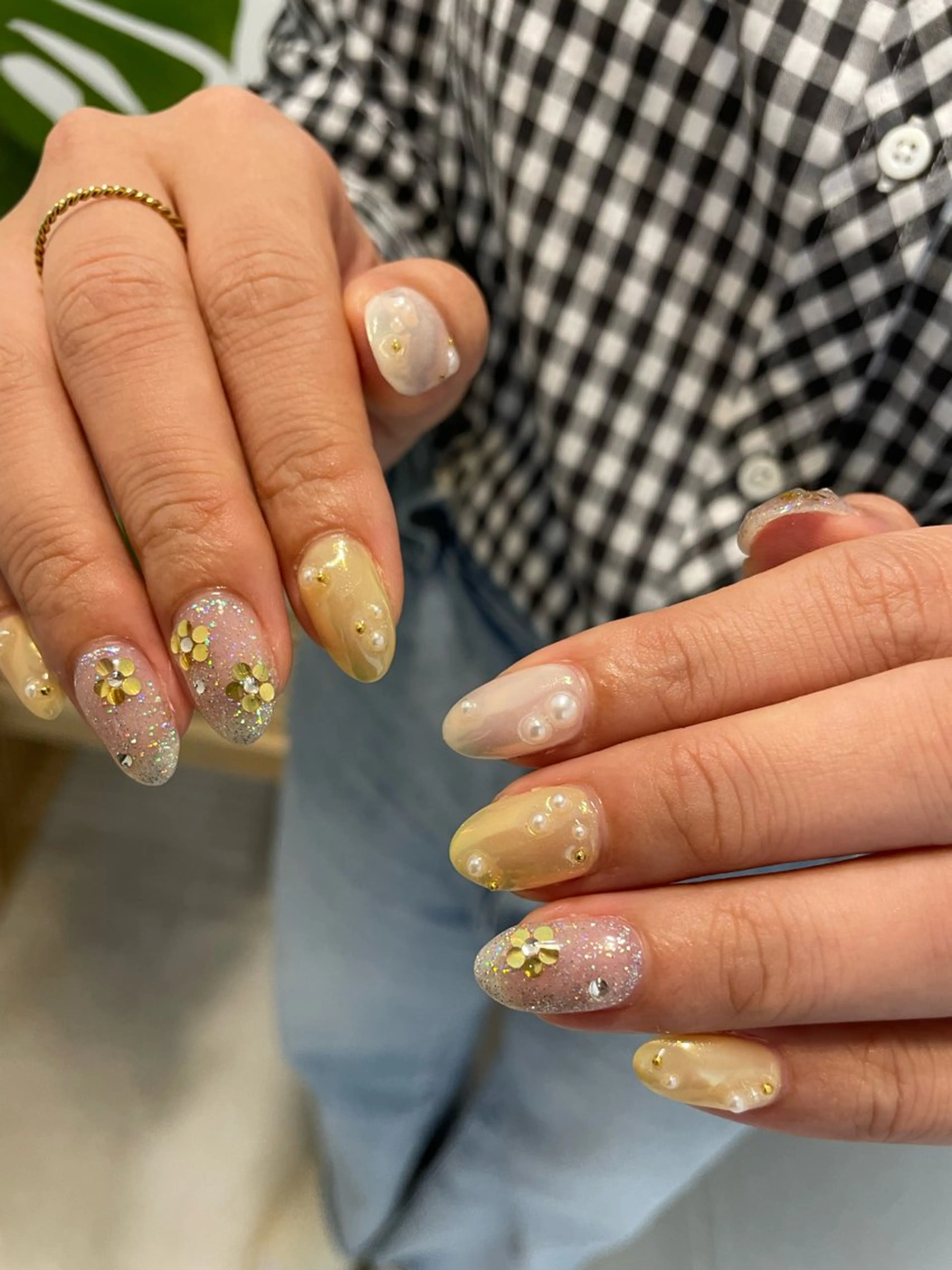 ネイル 春ネイル emu nail shionのネイルデザイン