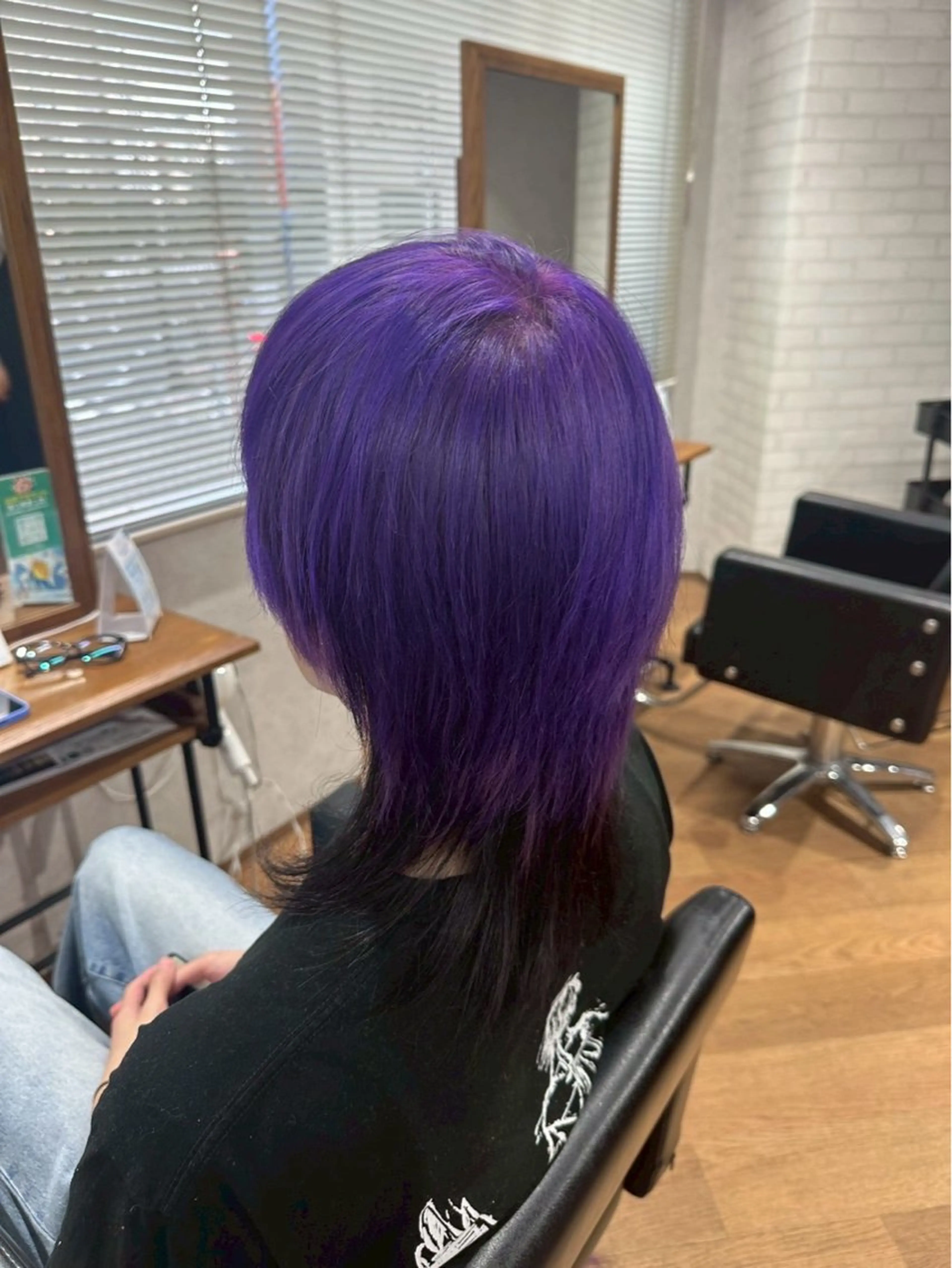 ミディアム カラー メンズ メンズブリーチ メンズウルフカット ブリーチ ウルフカット ヘアカラー メンズ特化☝️添田 好恵のヘアスタイル
