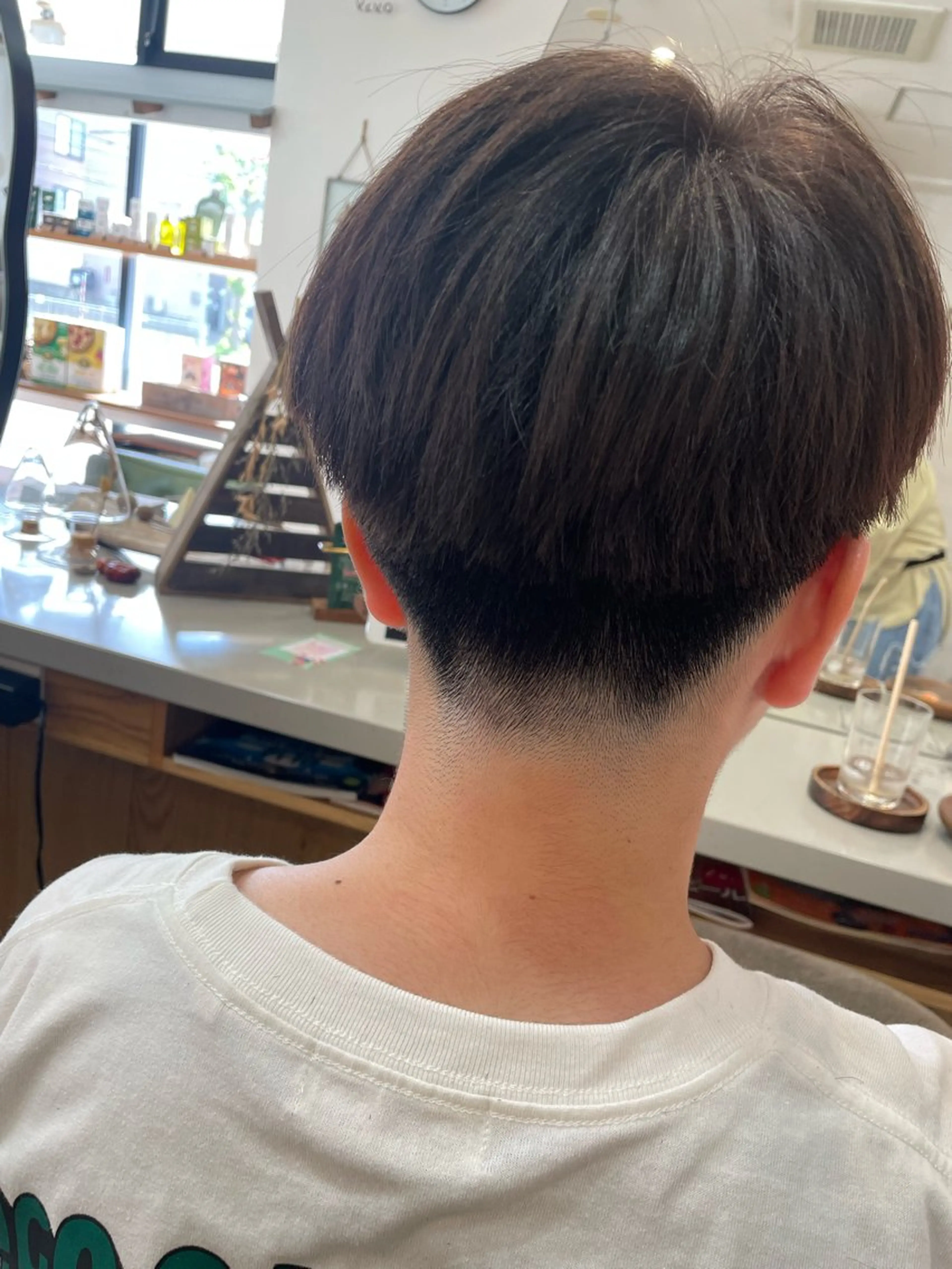 ショート カラー タナカ ネネのヘアスタイル