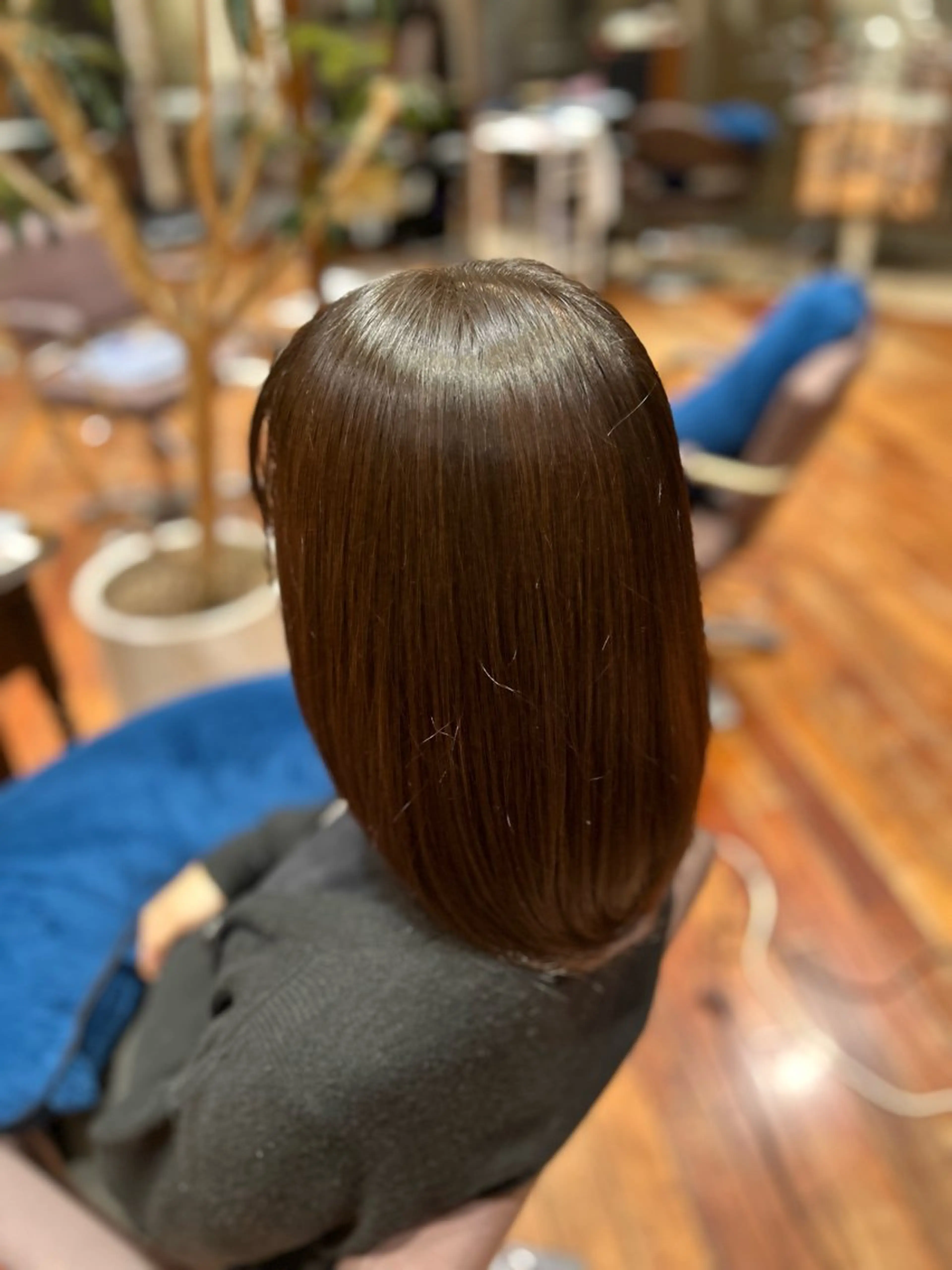 セミロング カラー 多賀 亮真のヘアスタイル