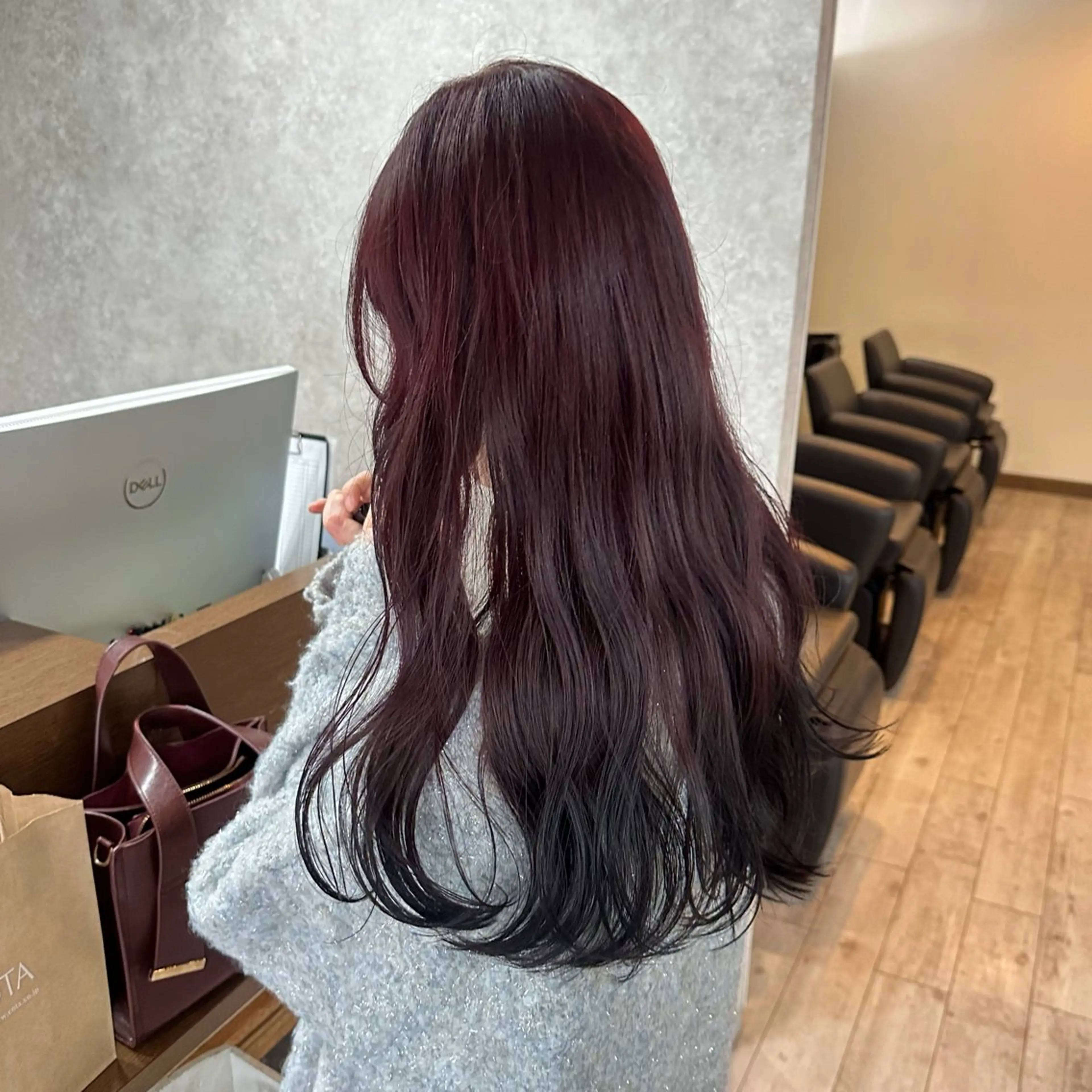 ロング カラー 黒髪 ブリーチ ブリーチなしカラー レッドカラー ヘアカラー トリートメント レイヤー/高橋 みく /池下/千種のヘアスタイル