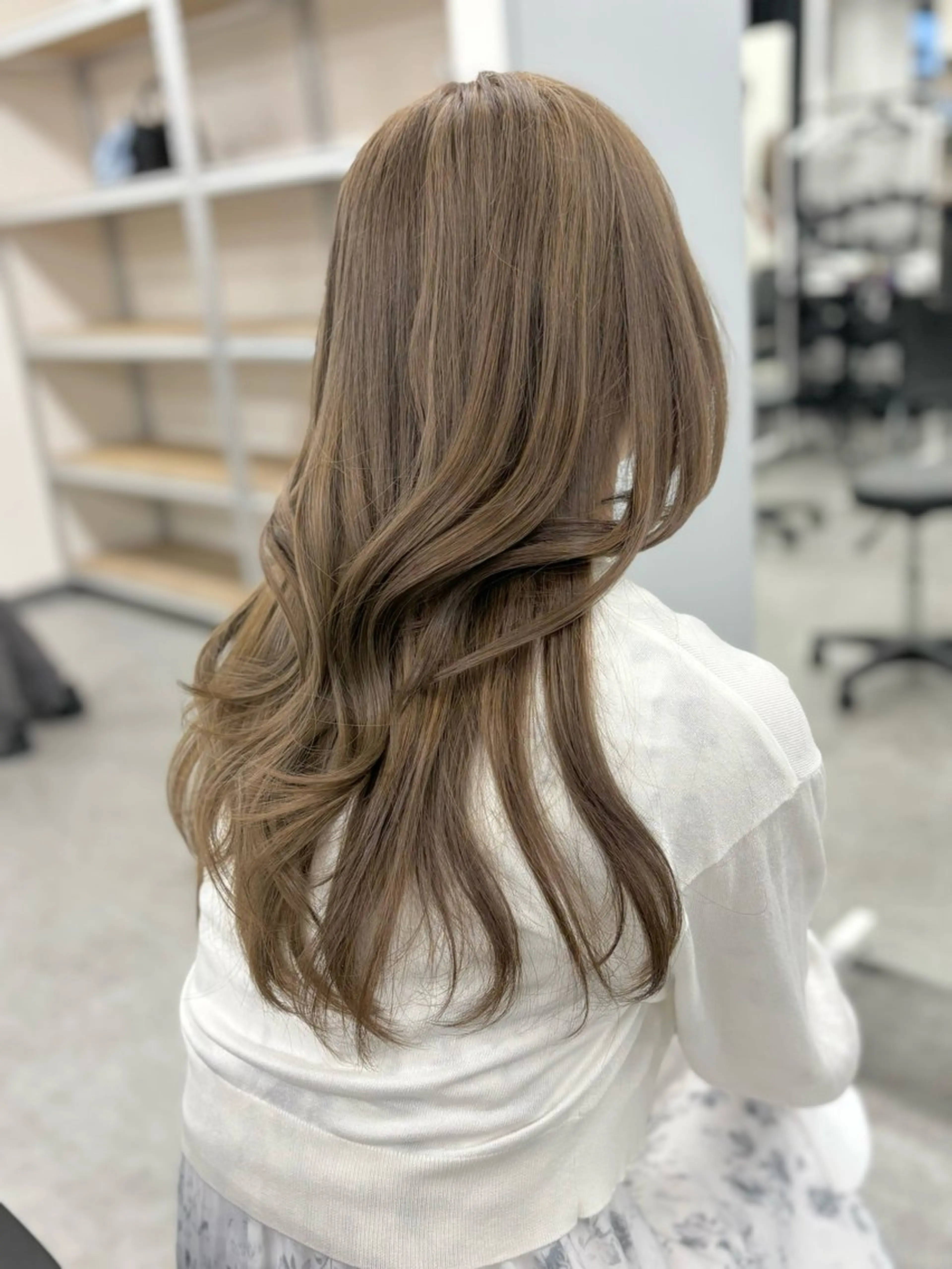 ロング カラー ヘアカラー トリートメント 透明感💕今っぽ似合 わせ𝐍𝐨. 𝟏のヘアスタイル