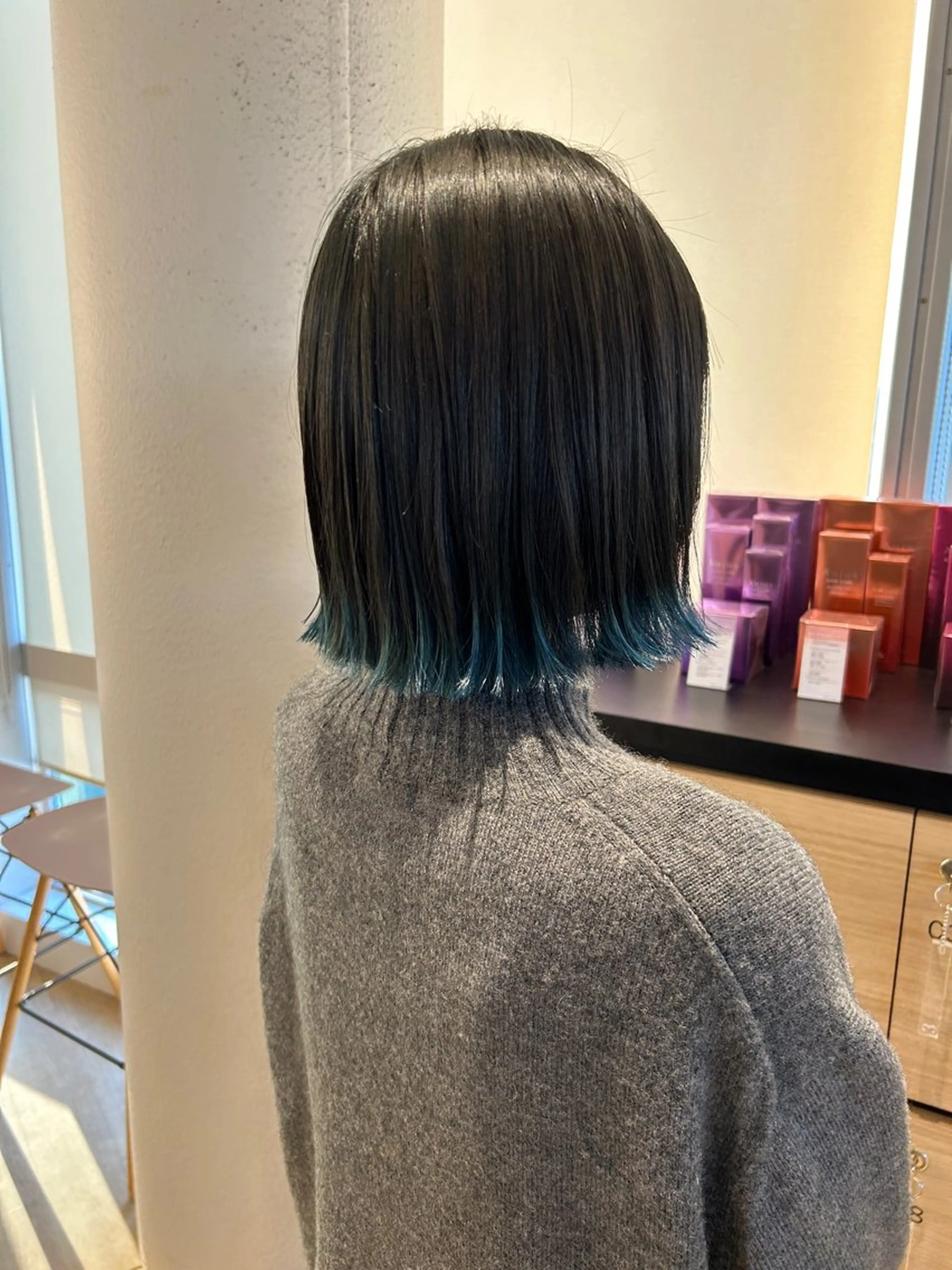 ショート カラー カット ヘアカラー トリートメント 美髪形成！色素改善！ 秋田　和輝のヘアスタイル