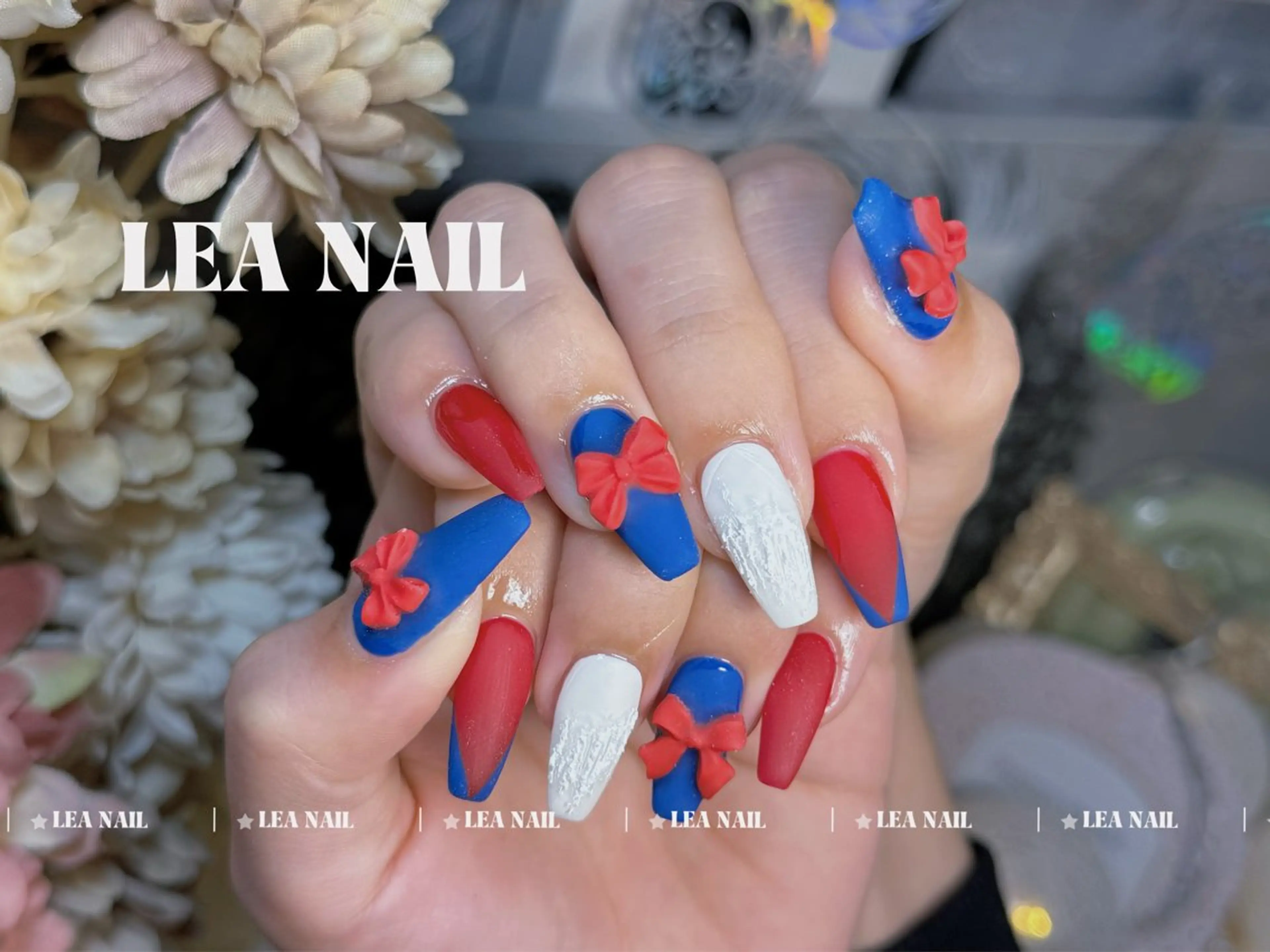 ネイル チークネイル フラッシュネイル フットネイル フレンチネイル ジェルネイル ハンドネイル ハンドケア Luxe Nail Salonのネイルデザイン